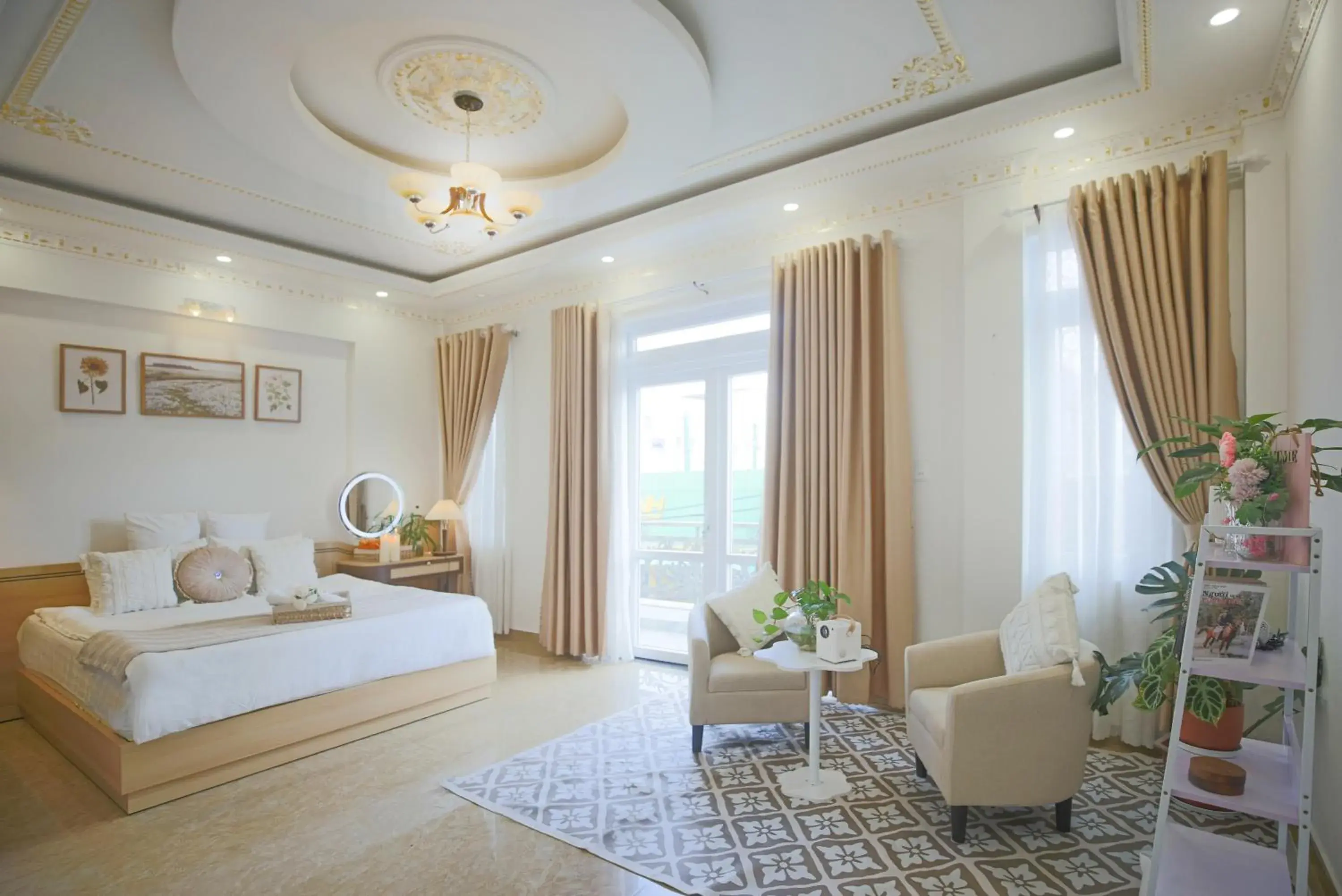 Huong Anh DaLat Palace Huong Anh DaLat Palace