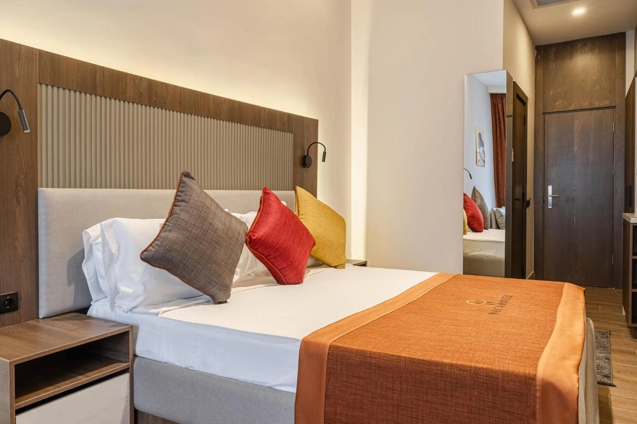 Photo of the whole room, Bed in Nuca Homes