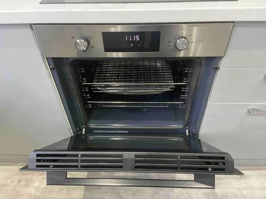 Kitchen or kitchenette in Ivy Mount Boutique