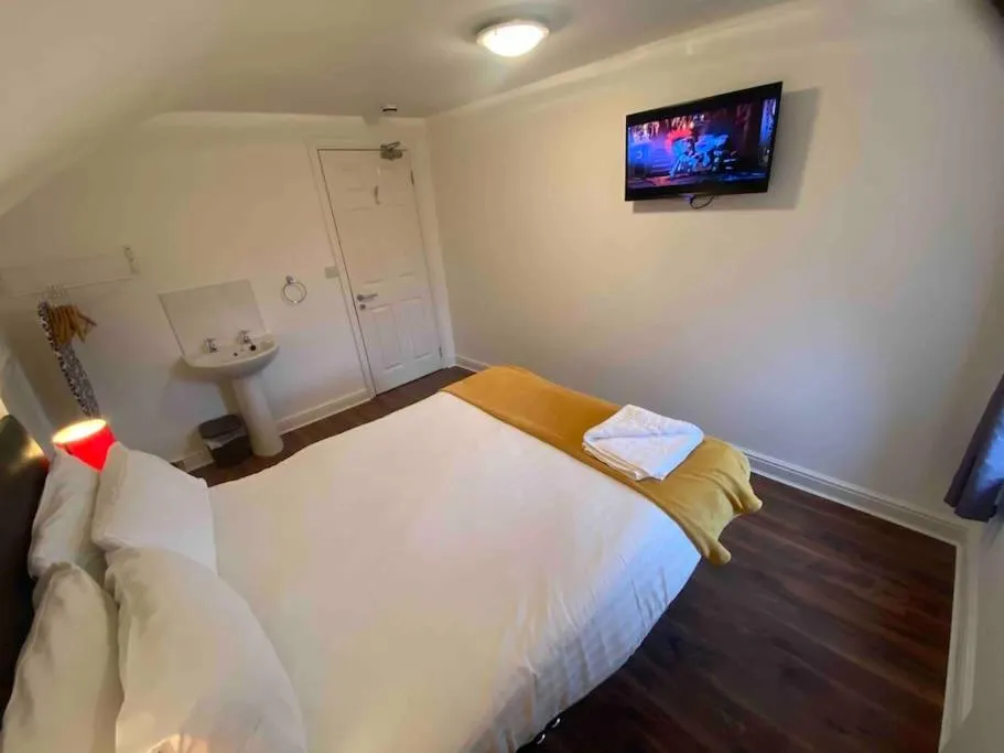 Bed in Ivy Mount Boutique