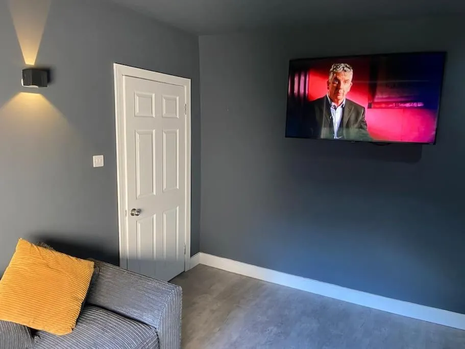 TV and multimedia in Ivy Mount Boutique