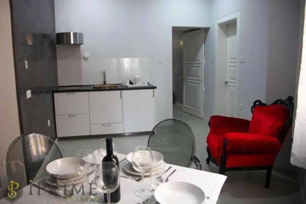 Kitchen or kitchenette in Sliema Central Iprime Suites Malta