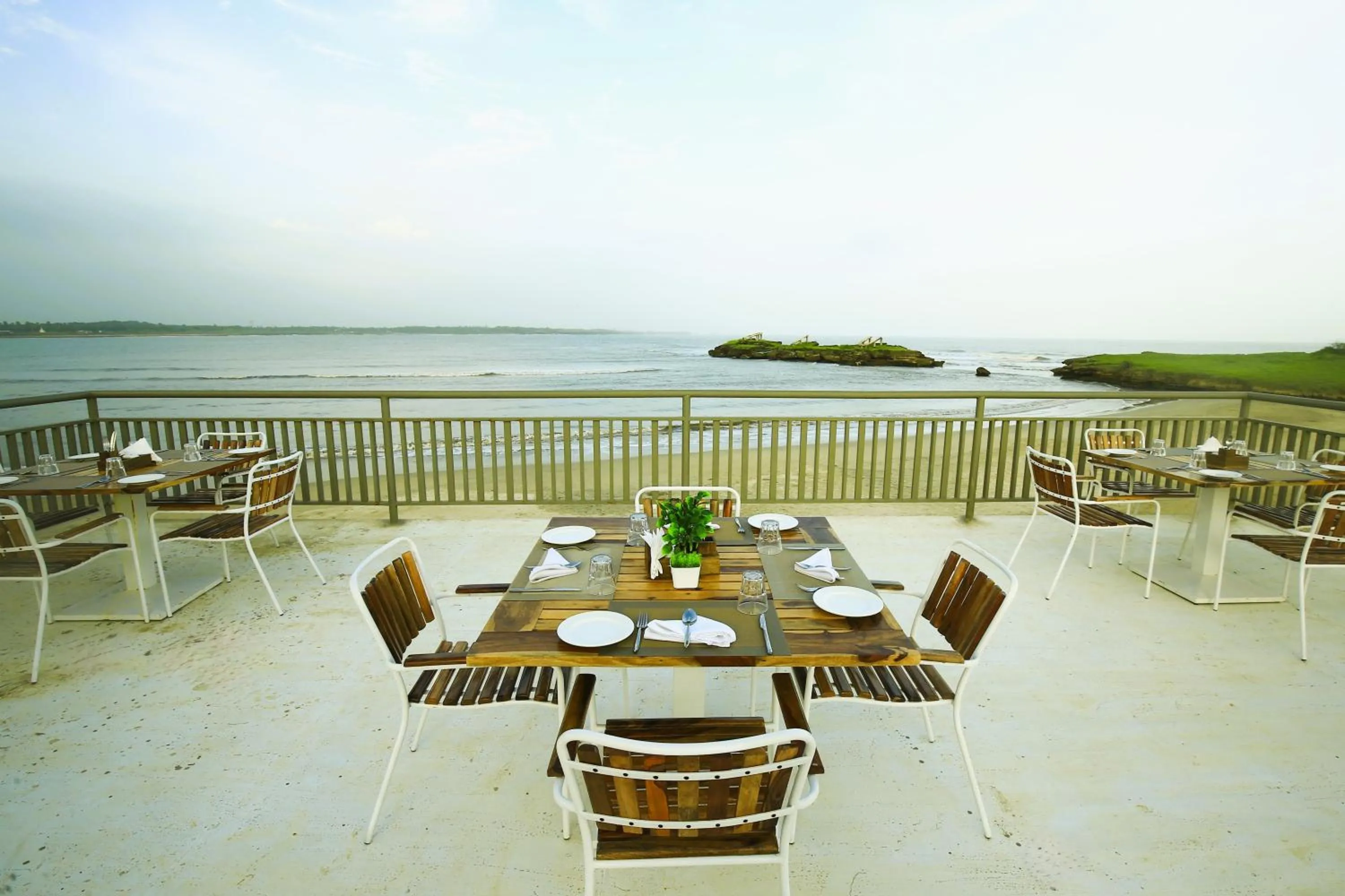 Restaurant/places to eat in Kamnath Zinc Journey by The Fern, Diu