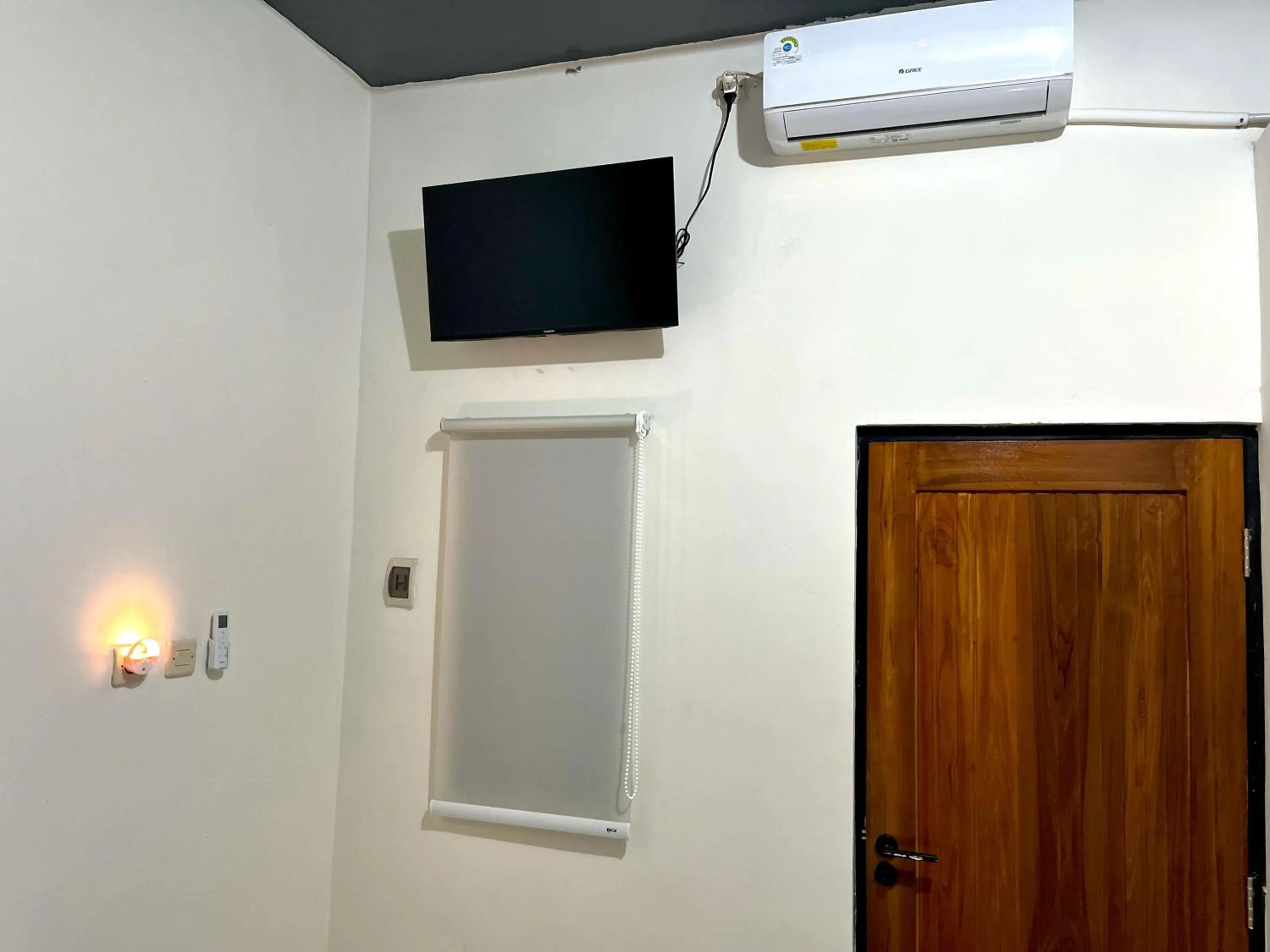 TV and multimedia in Urbanview De Path House Syariah Boyolali