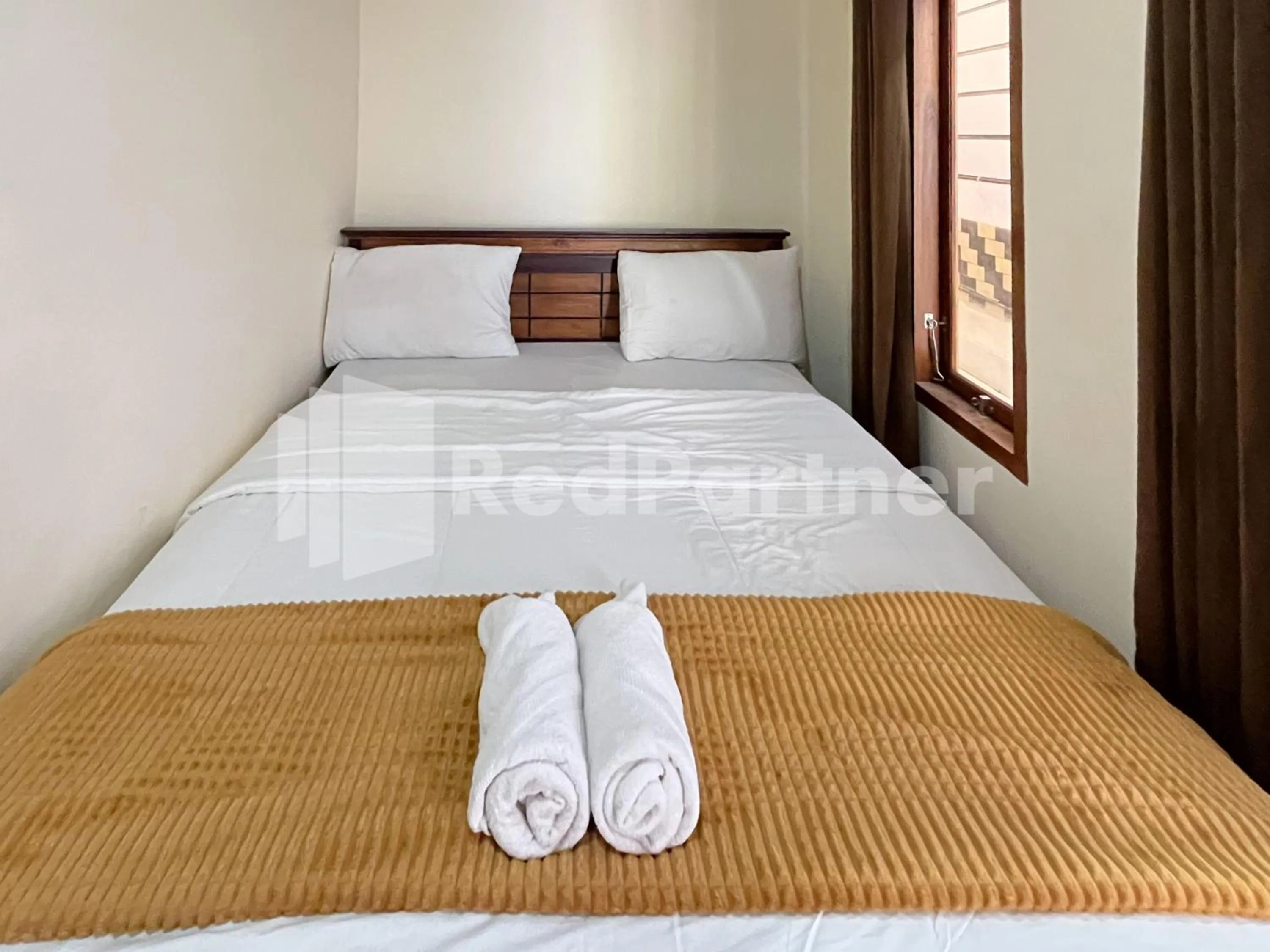 Bedroom, Bed in Family Homestay Syariah Bromo Mitra RedDoorz