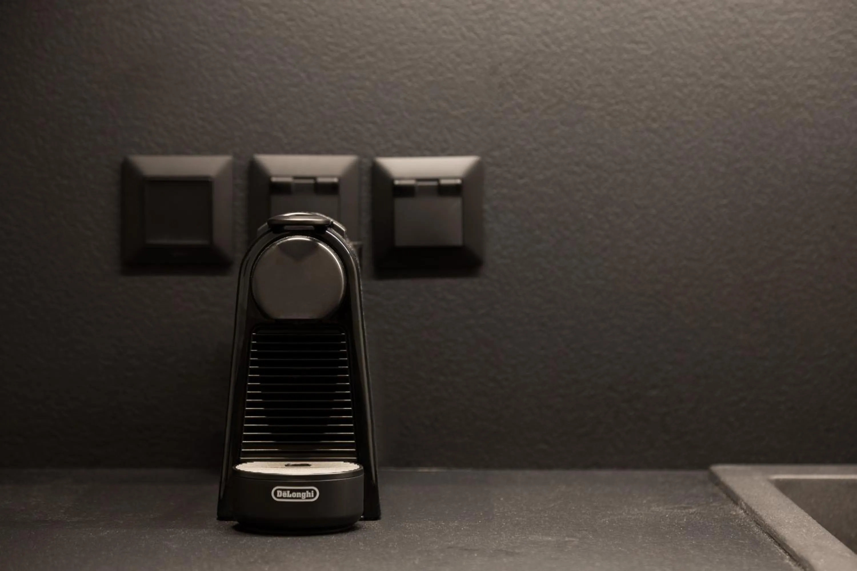 Coffee/tea facilities in Rebalance Apartments