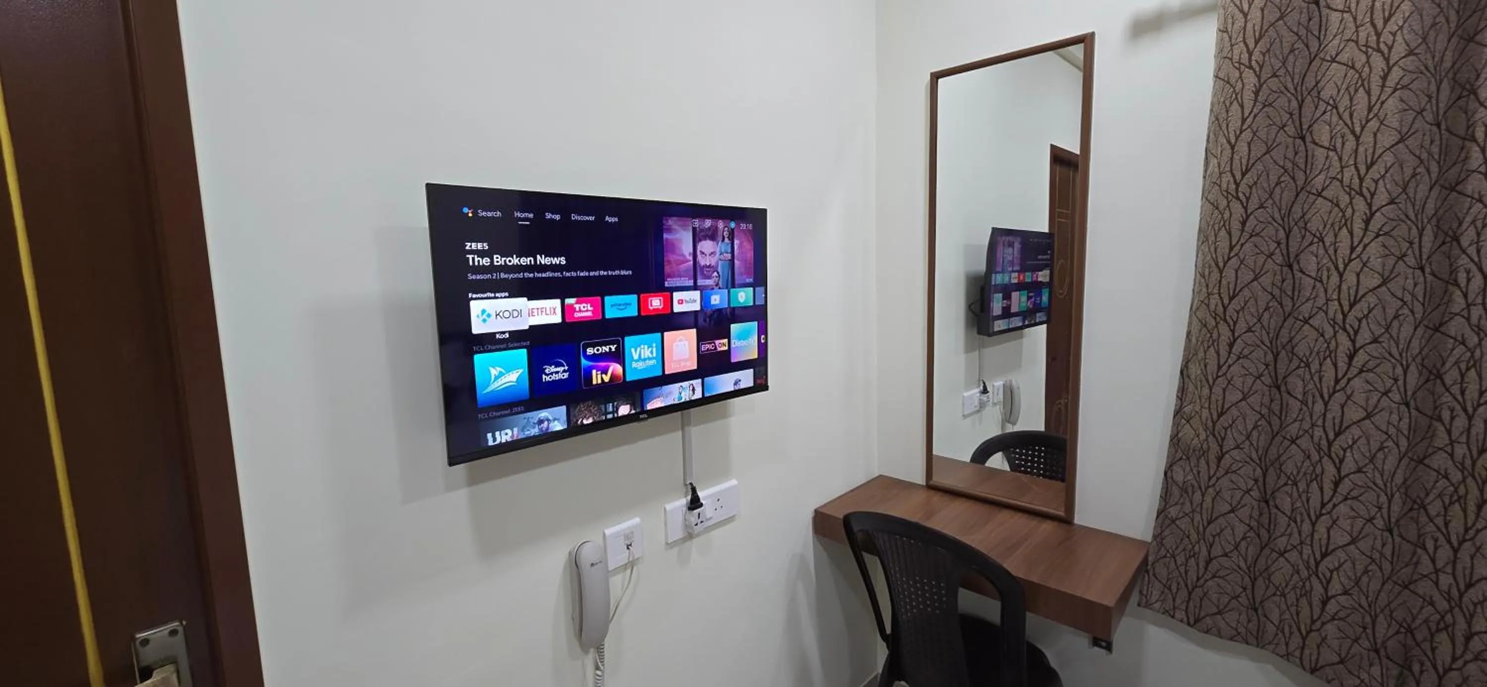 TV and multimedia in Hotel NJ RESIDENCY NEAR DLF IT PARK, RMZ SOFTWARE PARK, L&T ECC, CHENNAI TRADE CENTRE & MIOT