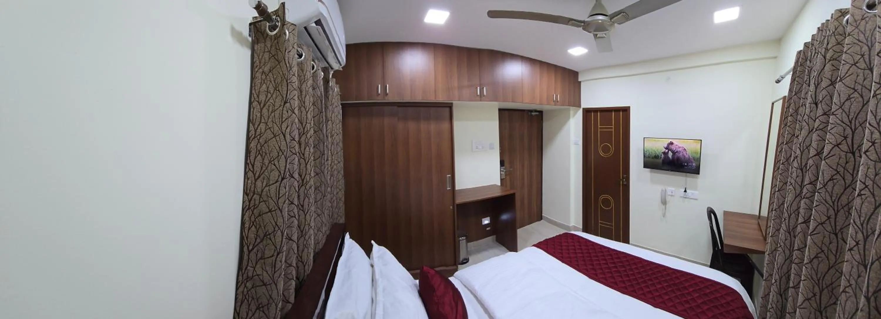 Bed in Hotel NJ RESIDENCY NEAR DLF IT PARK, RMZ SOFTWARE PARK, L&T ECC, CHENNAI TRADE CENTRE & MIOT