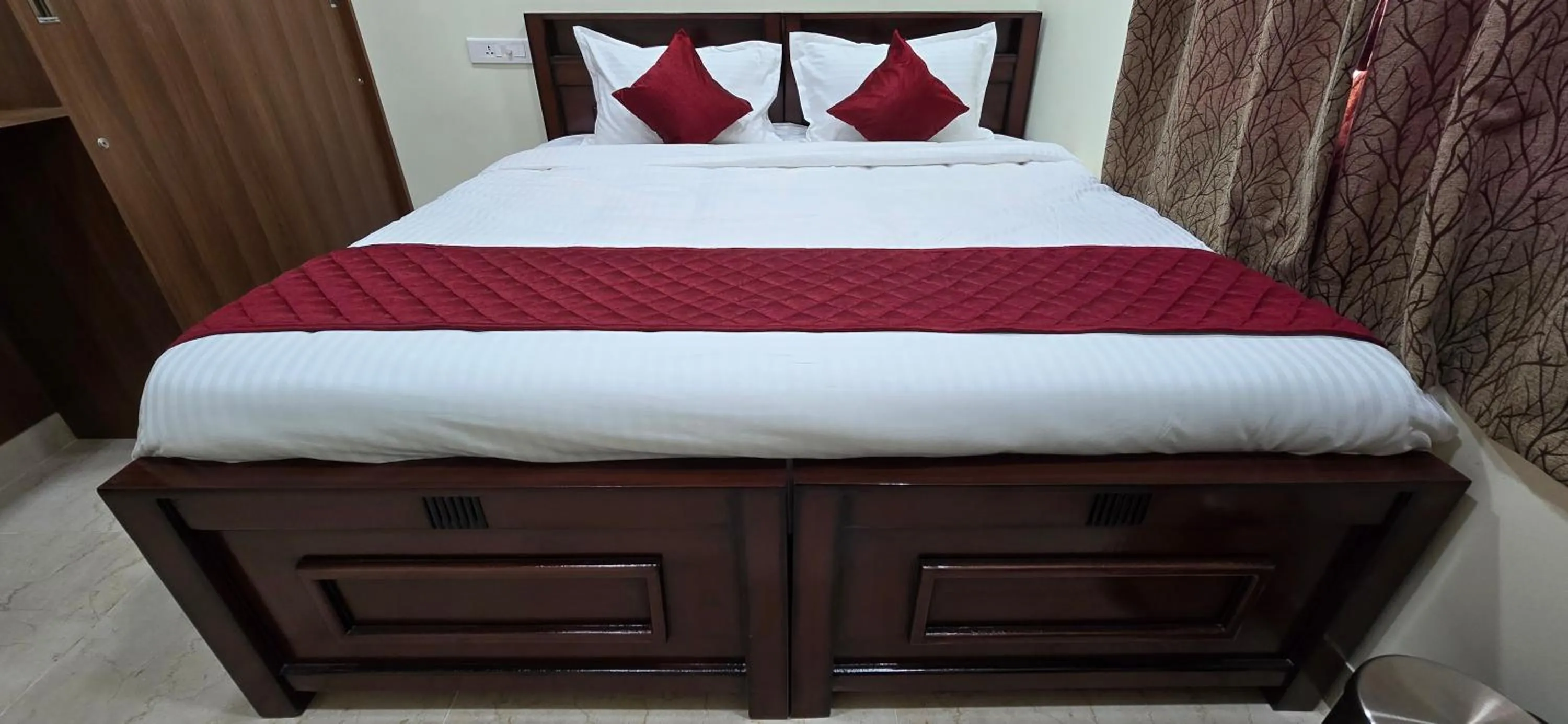 Bed in Hotel NJ RESIDENCY NEAR DLF IT PARK, RMZ SOFTWARE PARK, L&T ECC, CHENNAI TRADE CENTRE & MIOT