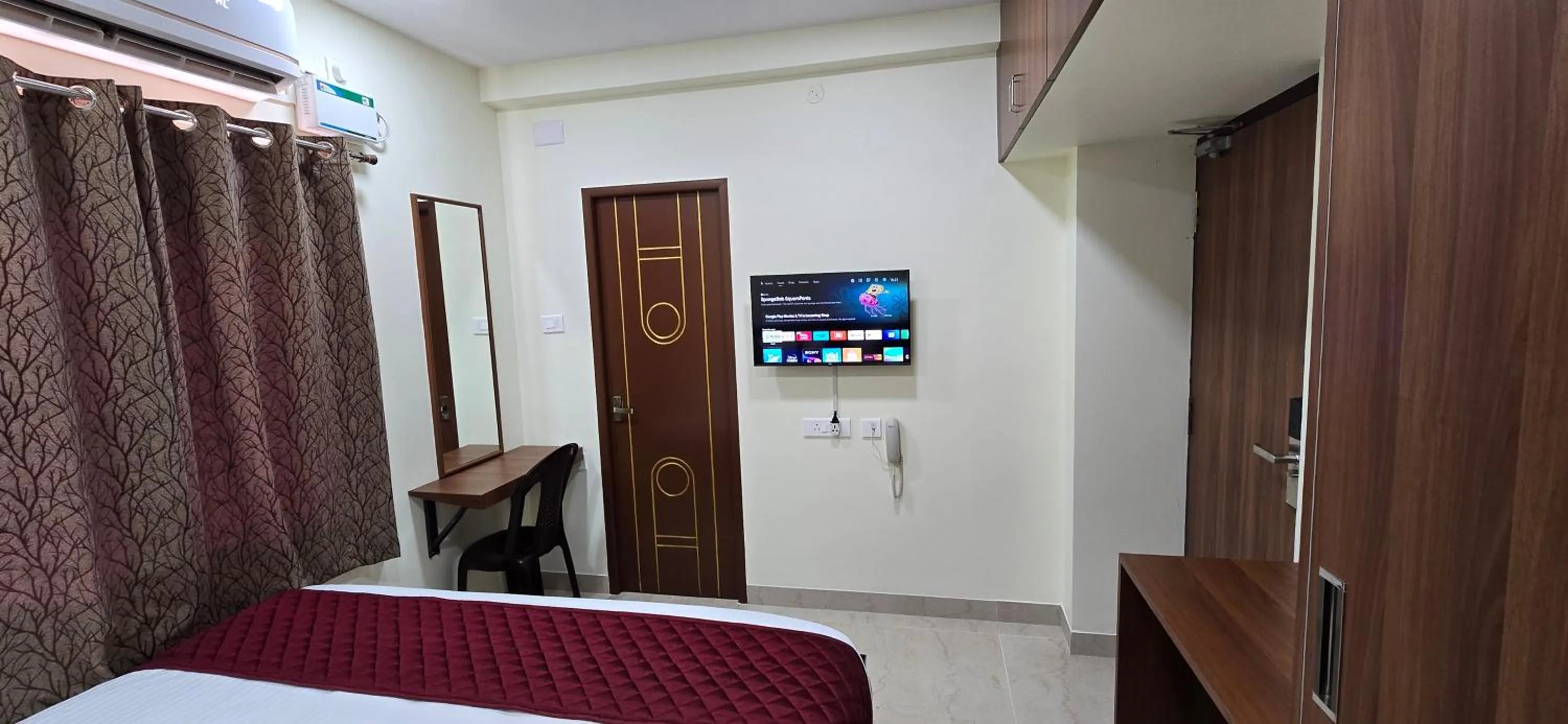 Bed in Hotel NJ RESIDENCY NEAR DLF IT PARK, RMZ SOFTWARE PARK, L&T ECC, CHENNAI TRADE CENTRE & MIOT