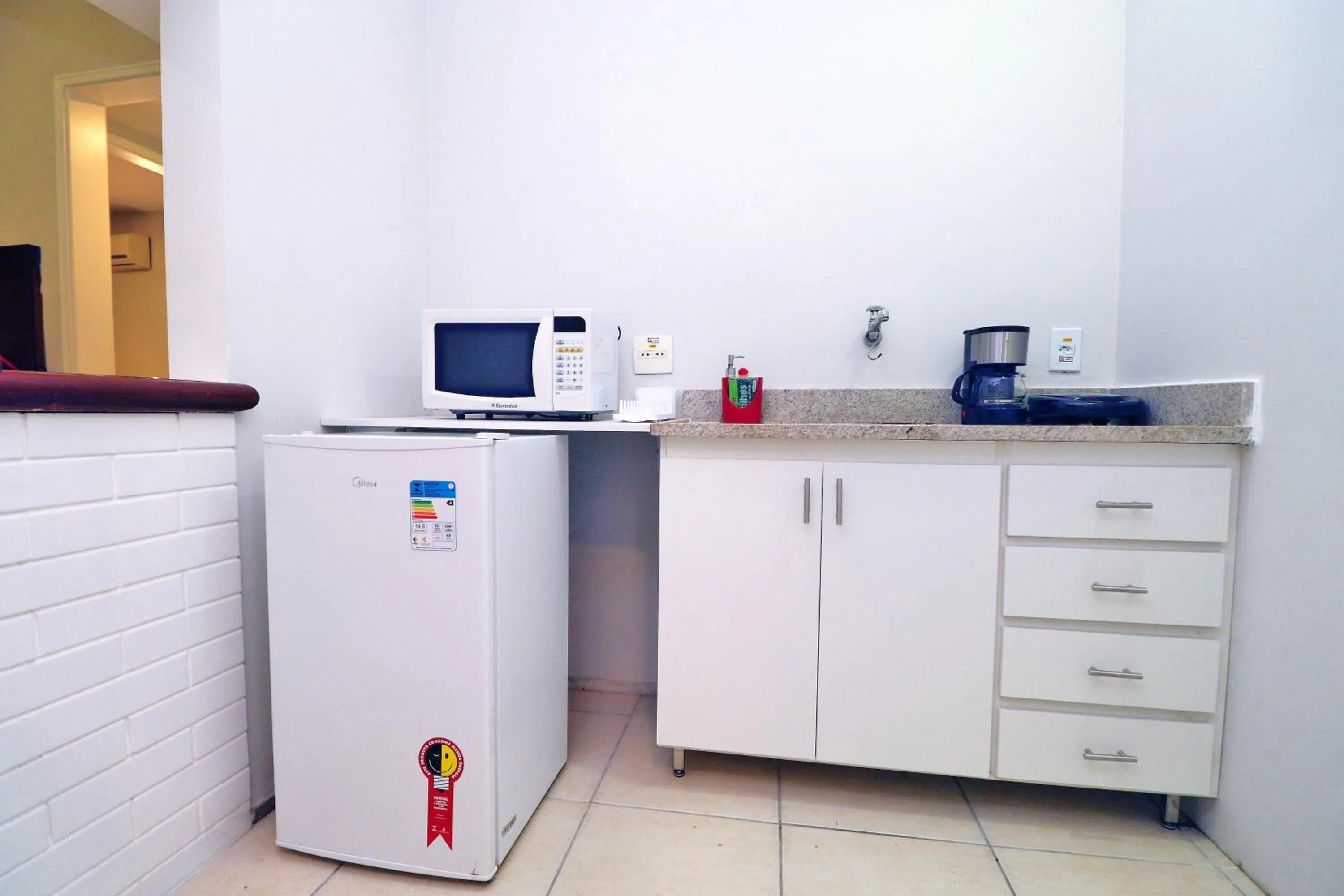 Kitchen or kitchenette in Rio Spot Copacabana Suites U053