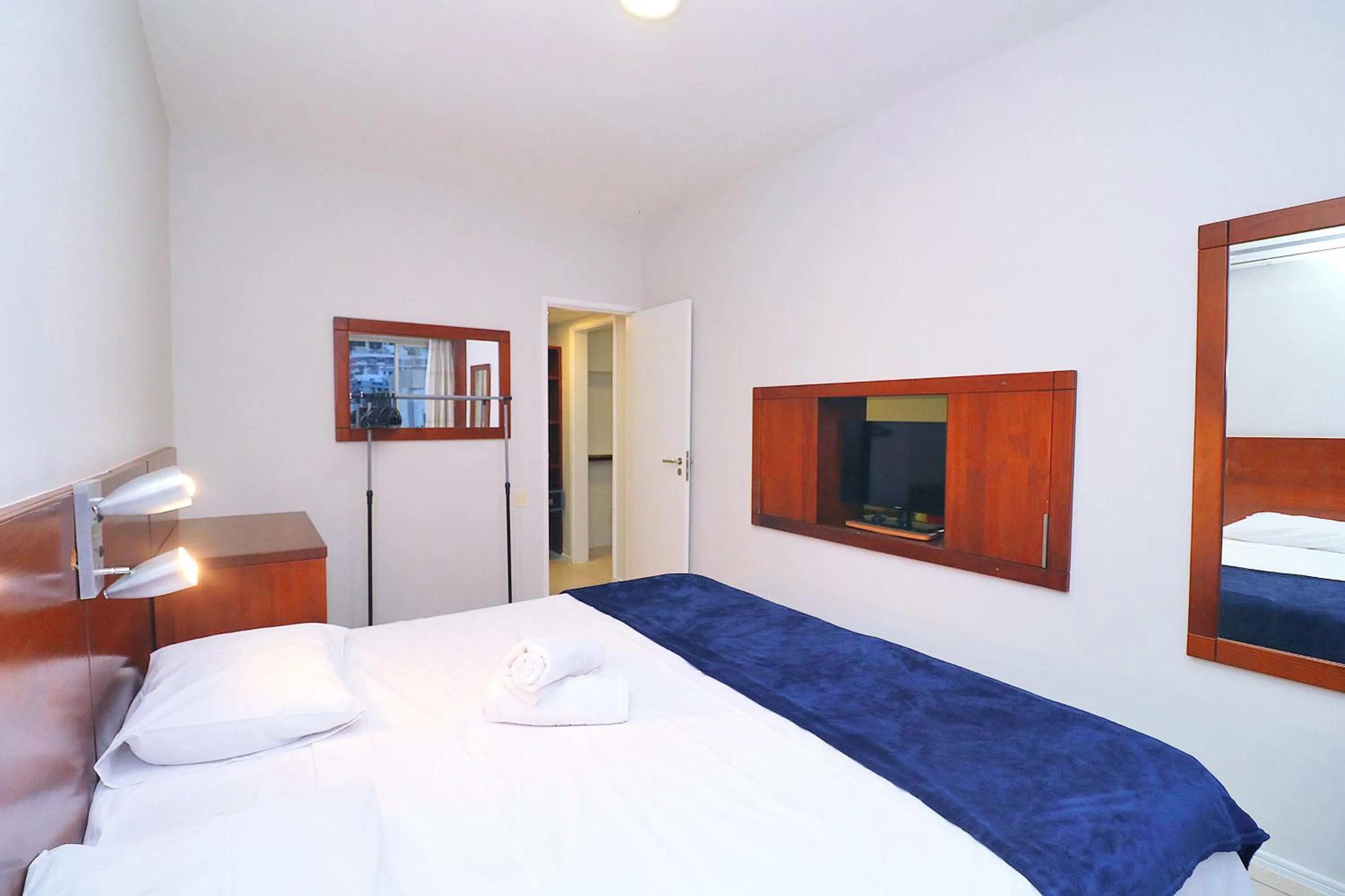 Bed in Rio Spot Copacabana Suites U053