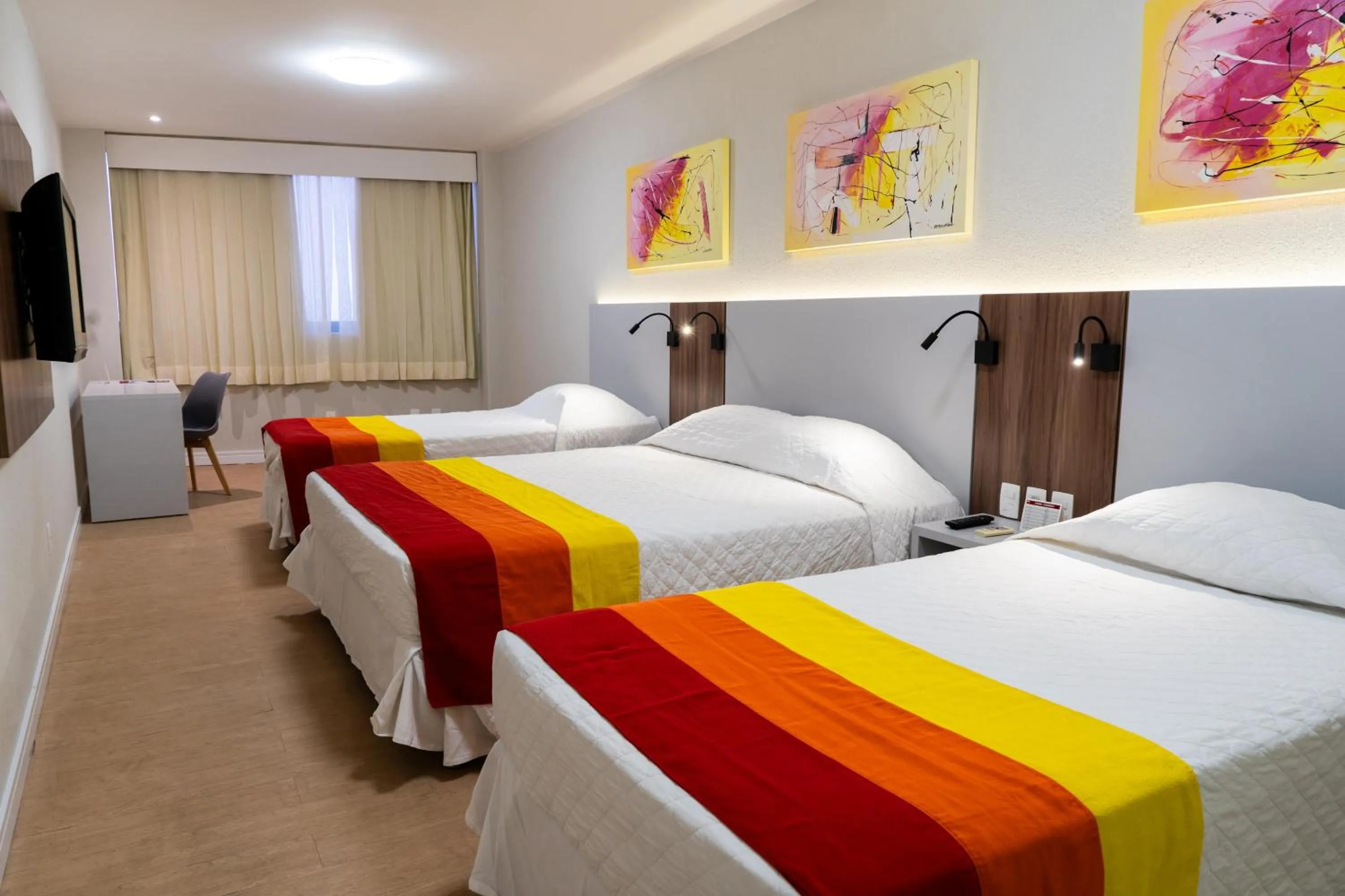 Bedroom, Bed in Hotel Praia Centro