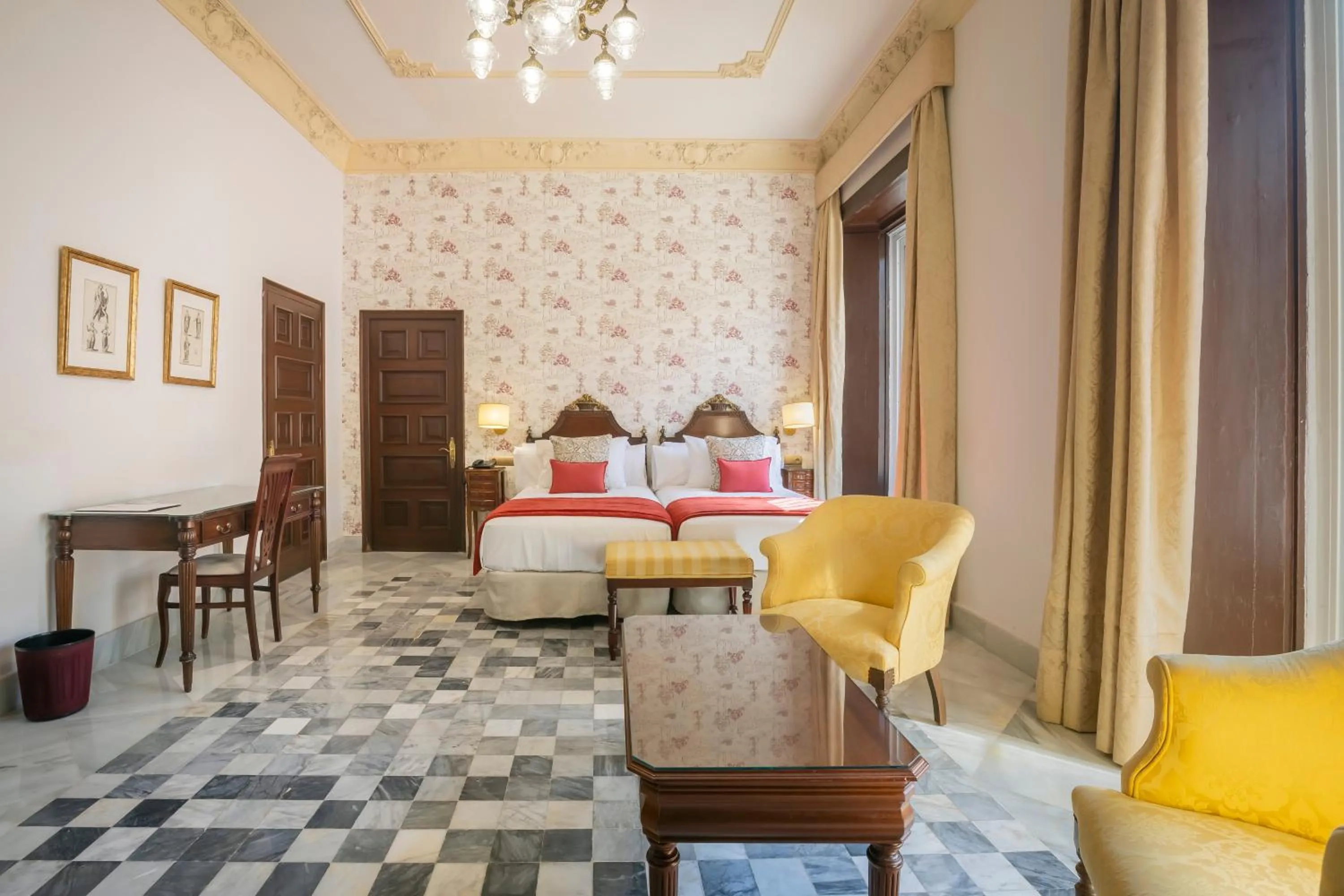 Bed in Soho Boutique Duques de Medinaceli - Adults Recommended