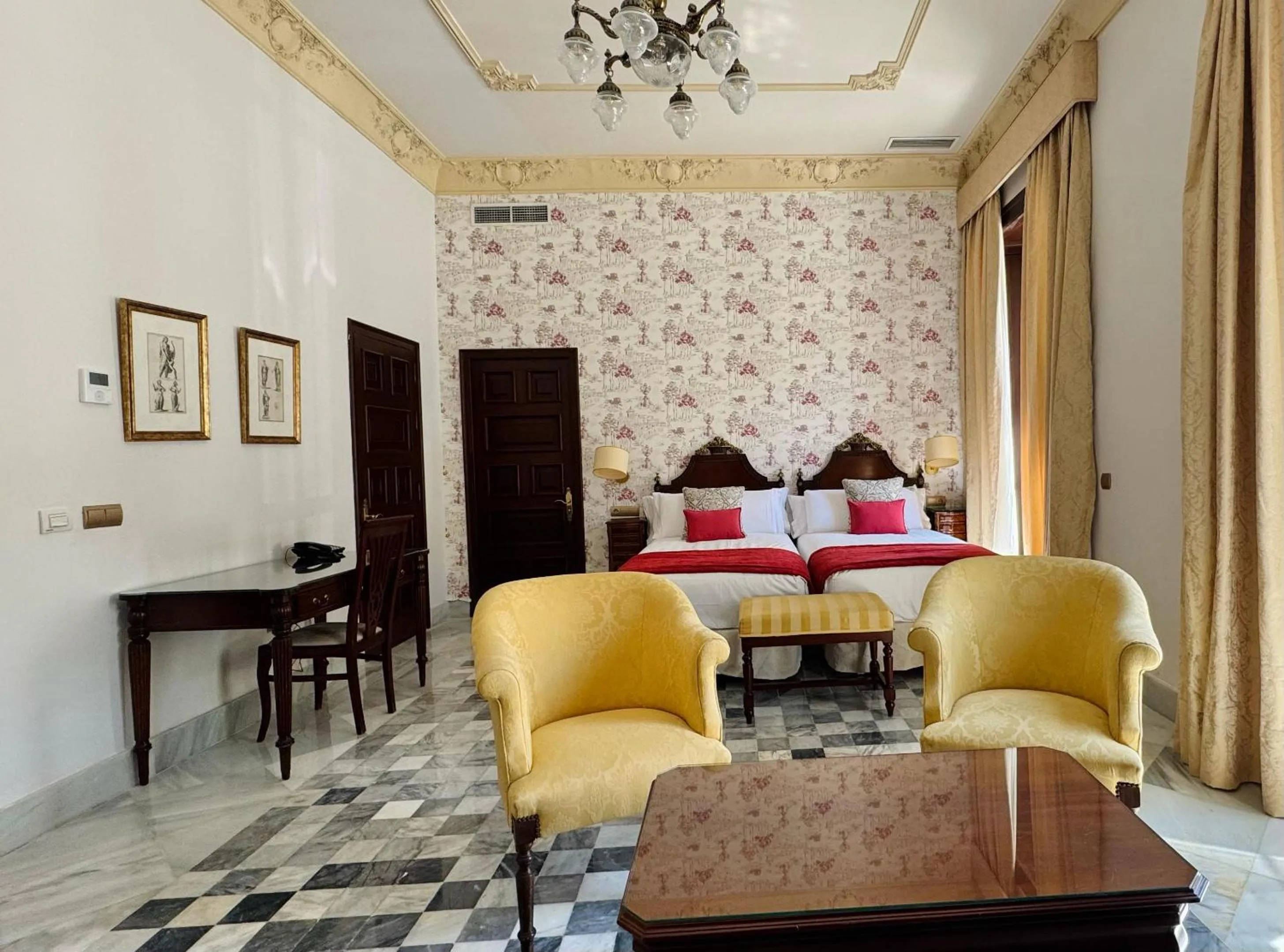 Bed in Soho Boutique Duques de Medinaceli - Adults Recommended