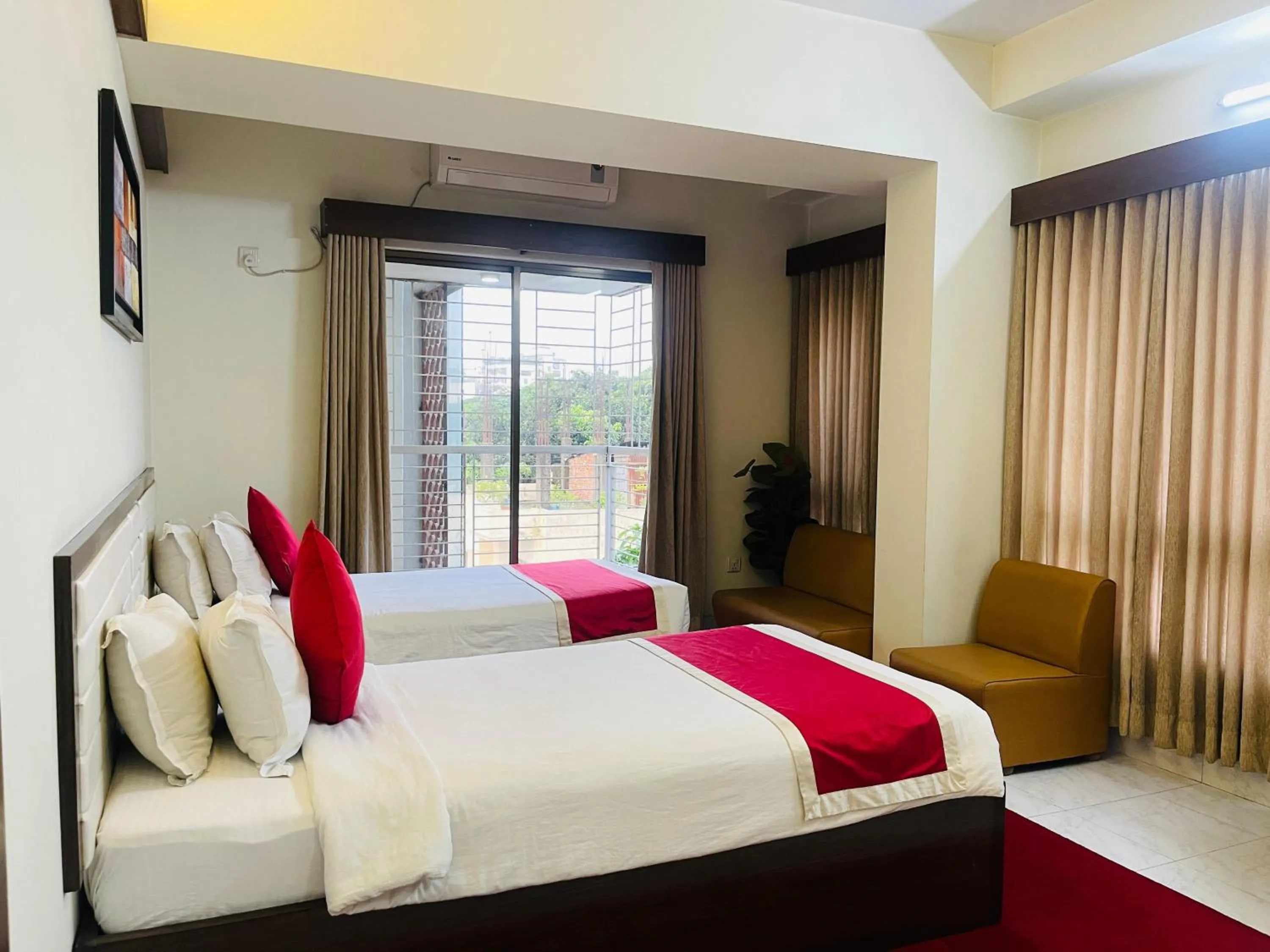 Bedroom in Circle Inn