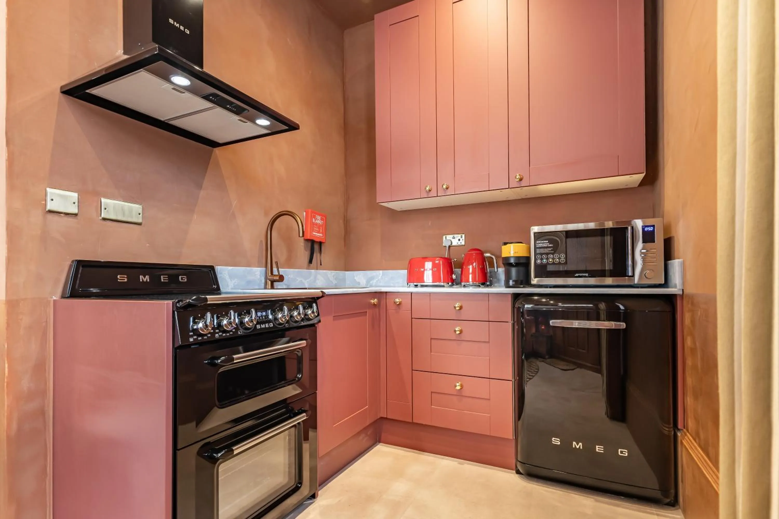 Kitchen or kitchenette in The Rokxy Townhouses & Residences - Kings Cross
