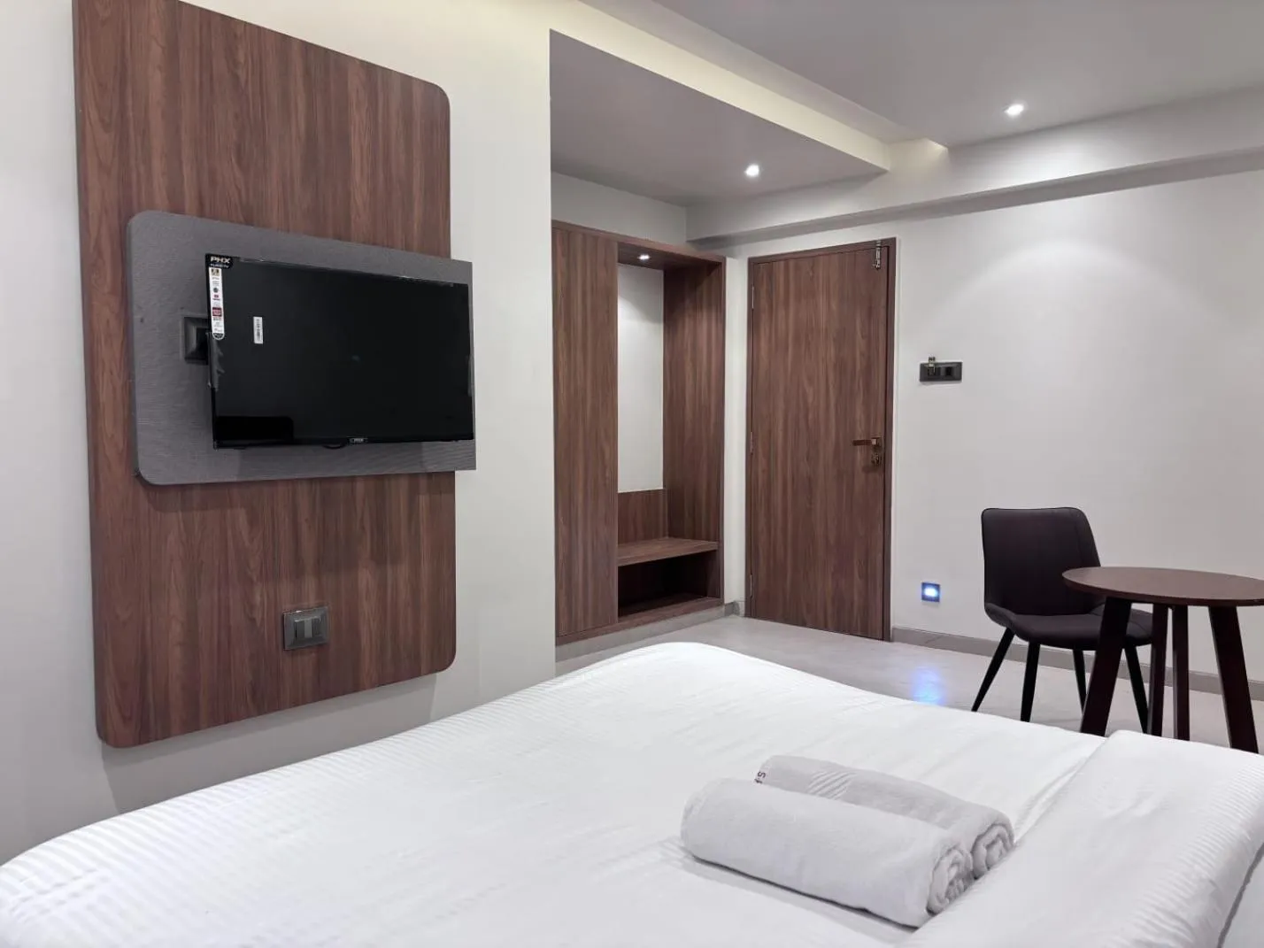 Bed in Sai Ram Regency