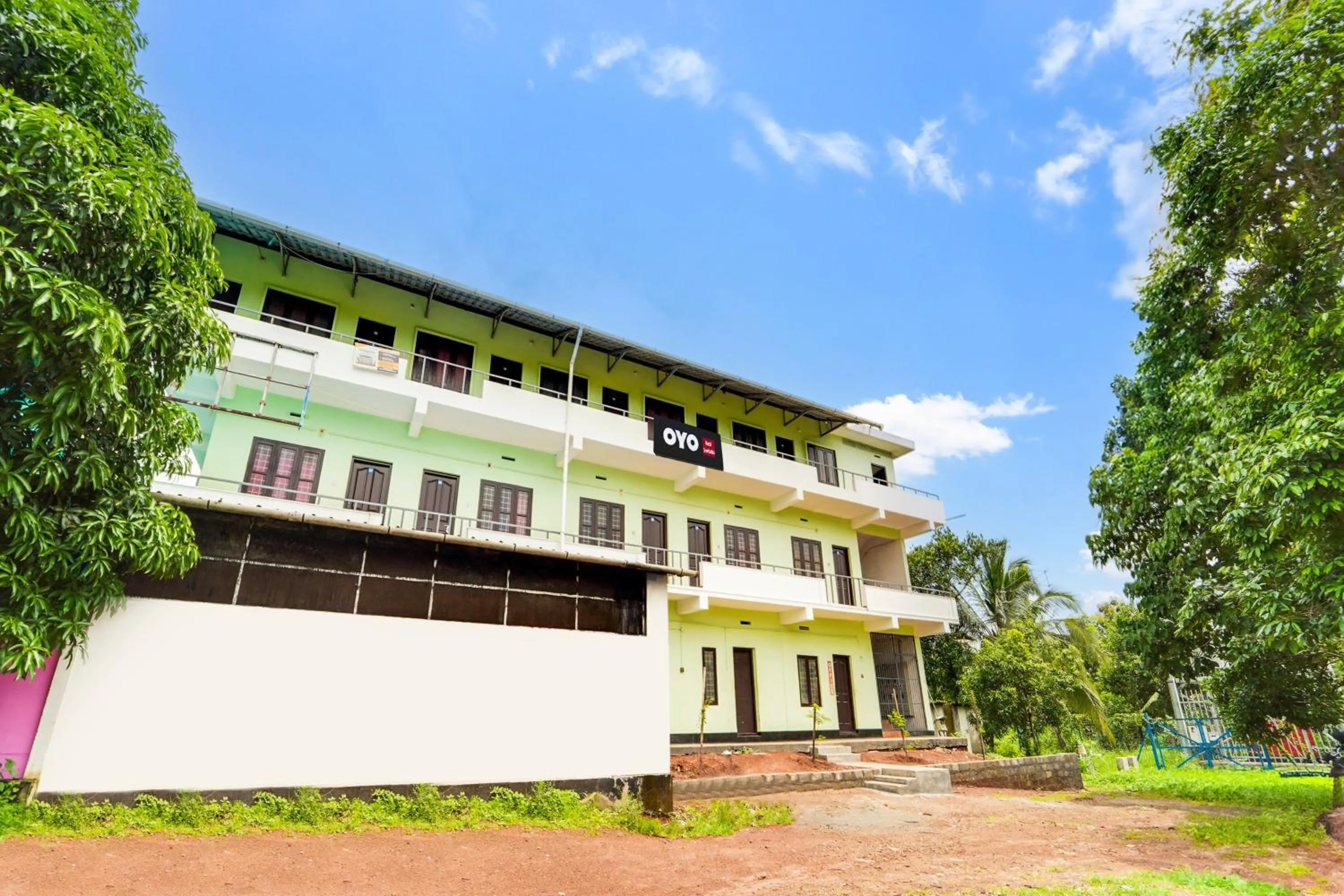 Facade/entrance in Hotel O Sree Badra Lodge