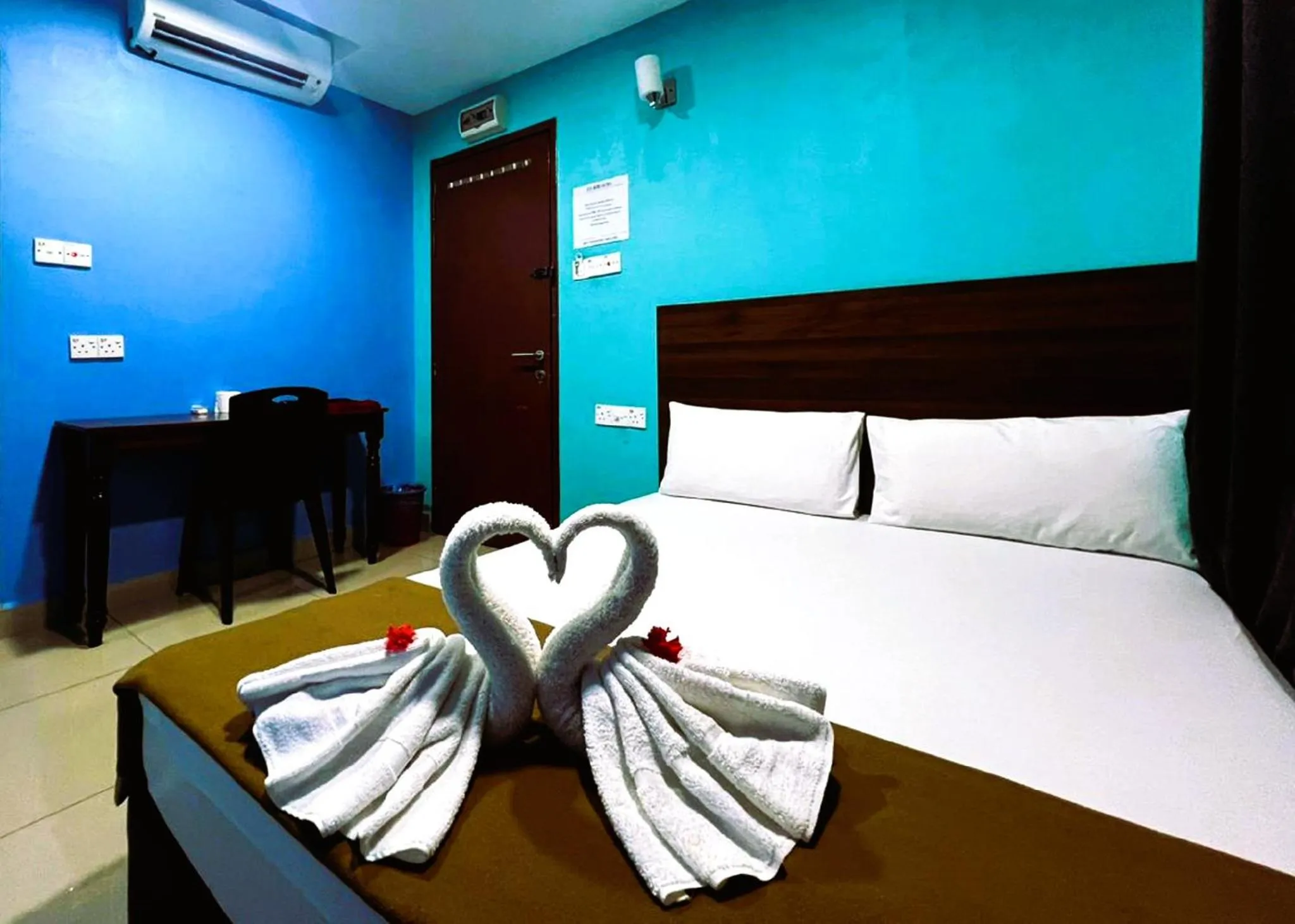 Bed in ARK Serendah Hotel