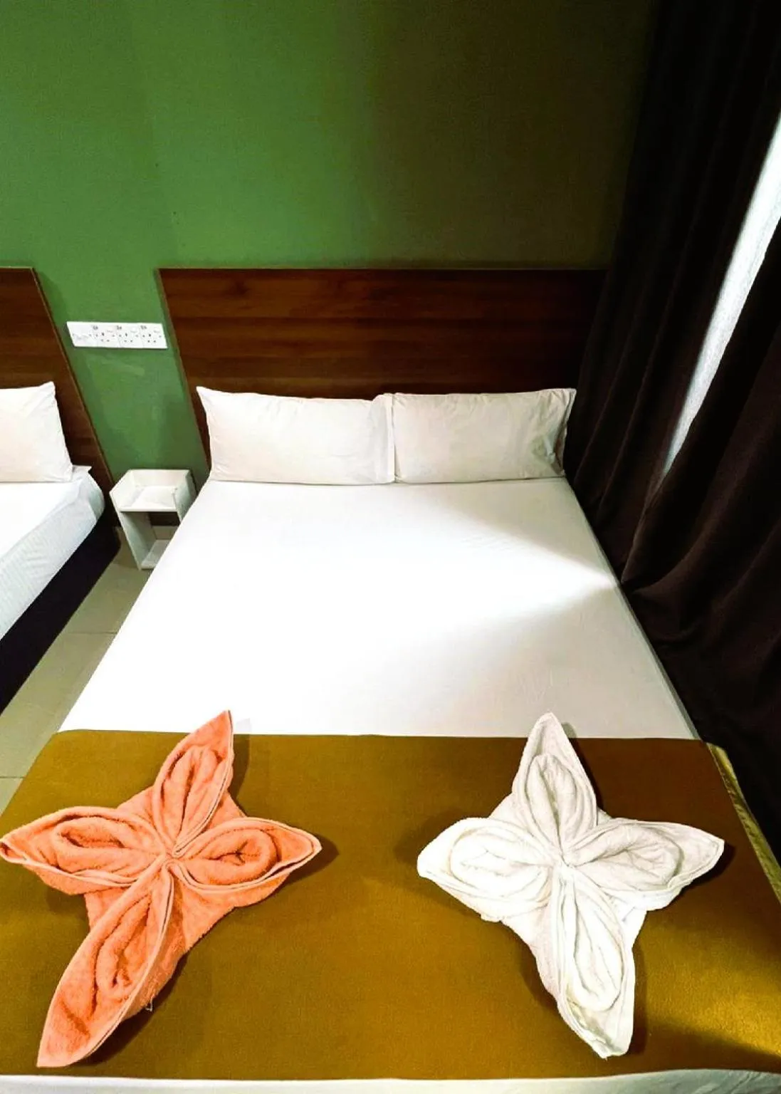 Bedroom, Bed in ARK Serendah Hotel