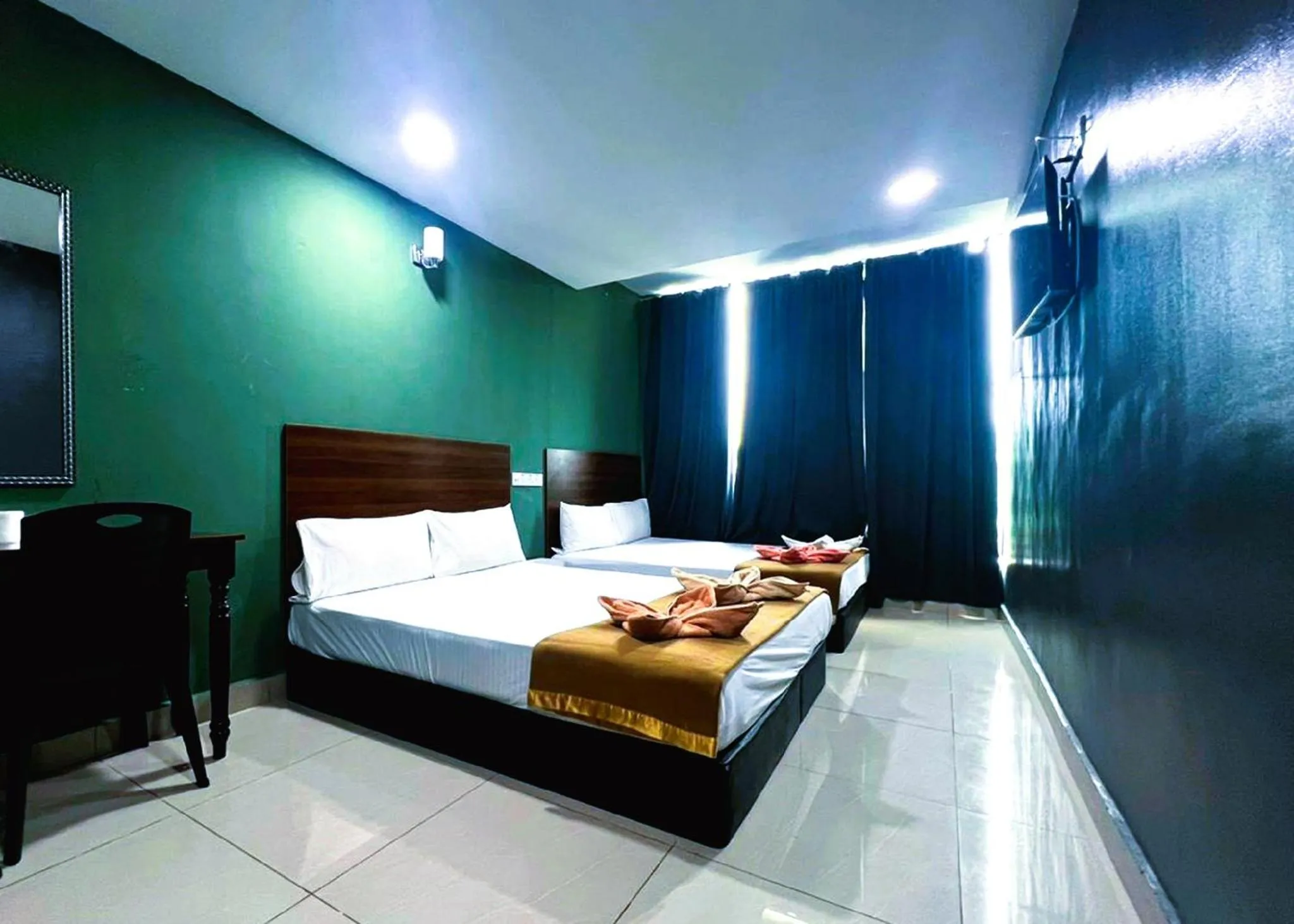 TV and multimedia, Bed in ARK Serendah Hotel