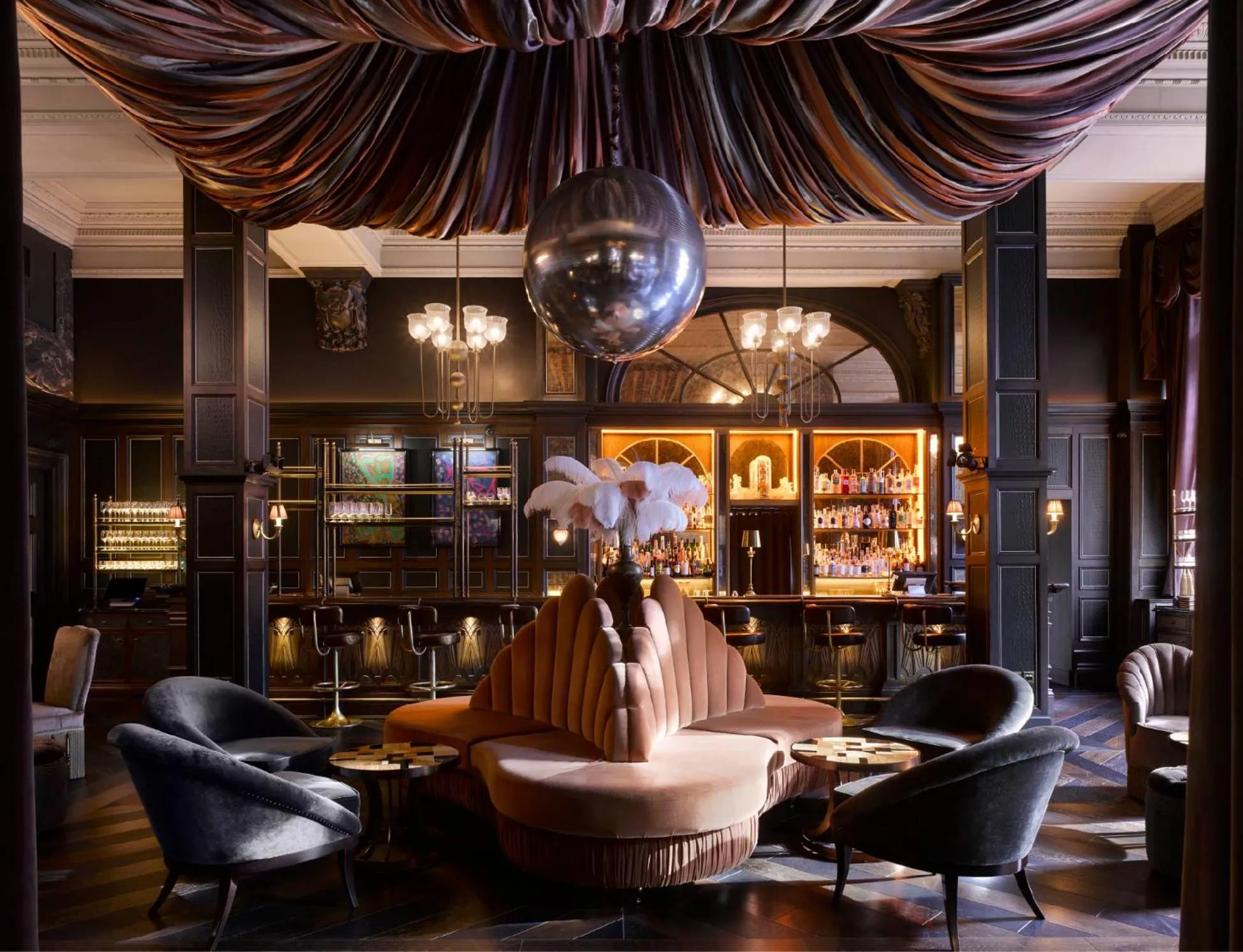 Lounge or bar in Kimpton Fitzroy London by IHG