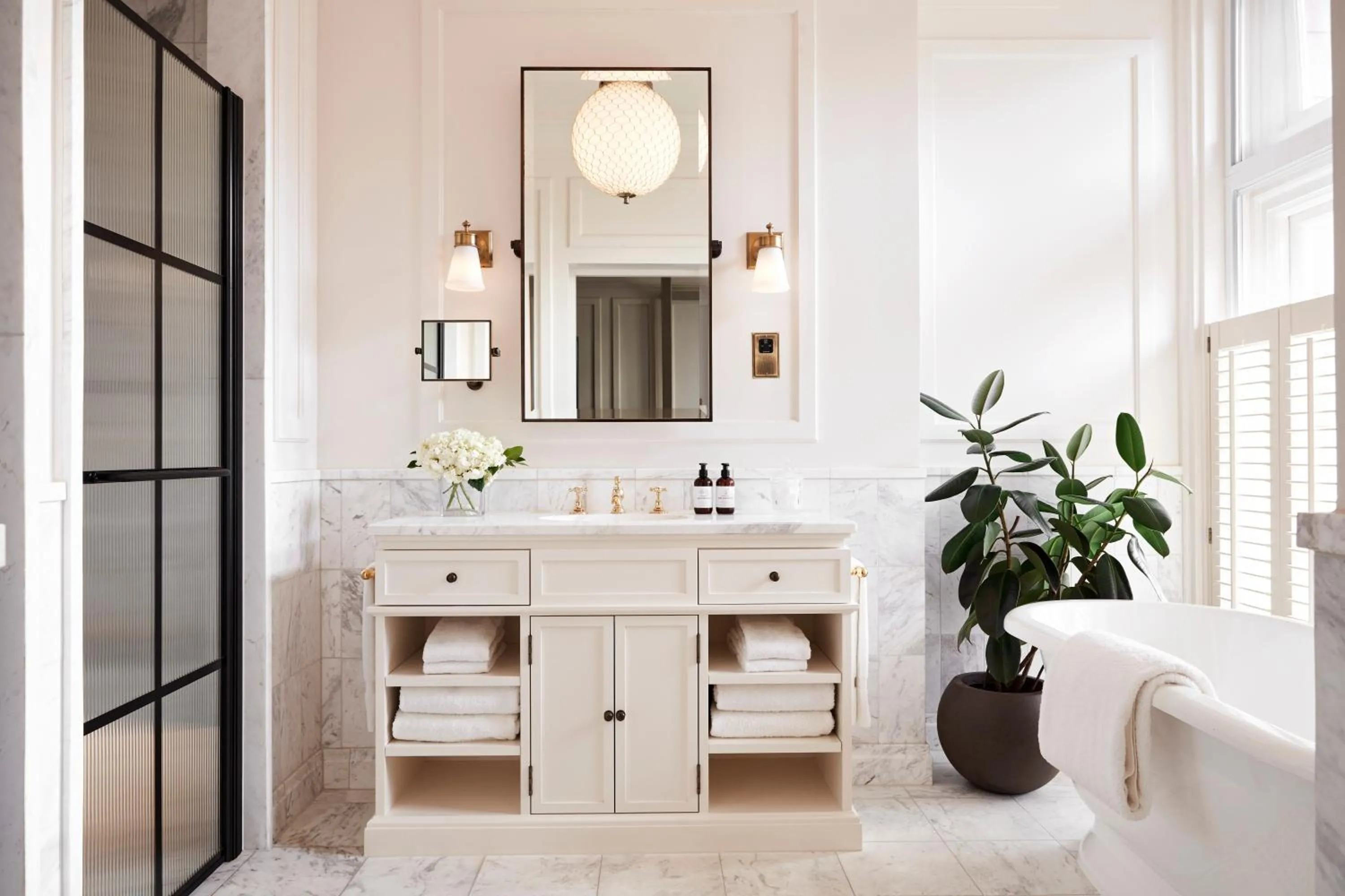 Bathroom in Kimpton Fitzroy London by IHG