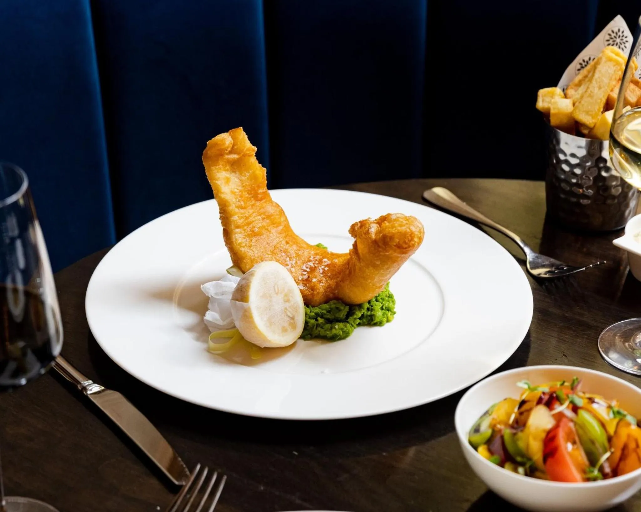 Restaurant/places to eat in Kimpton Fitzroy London by IHG