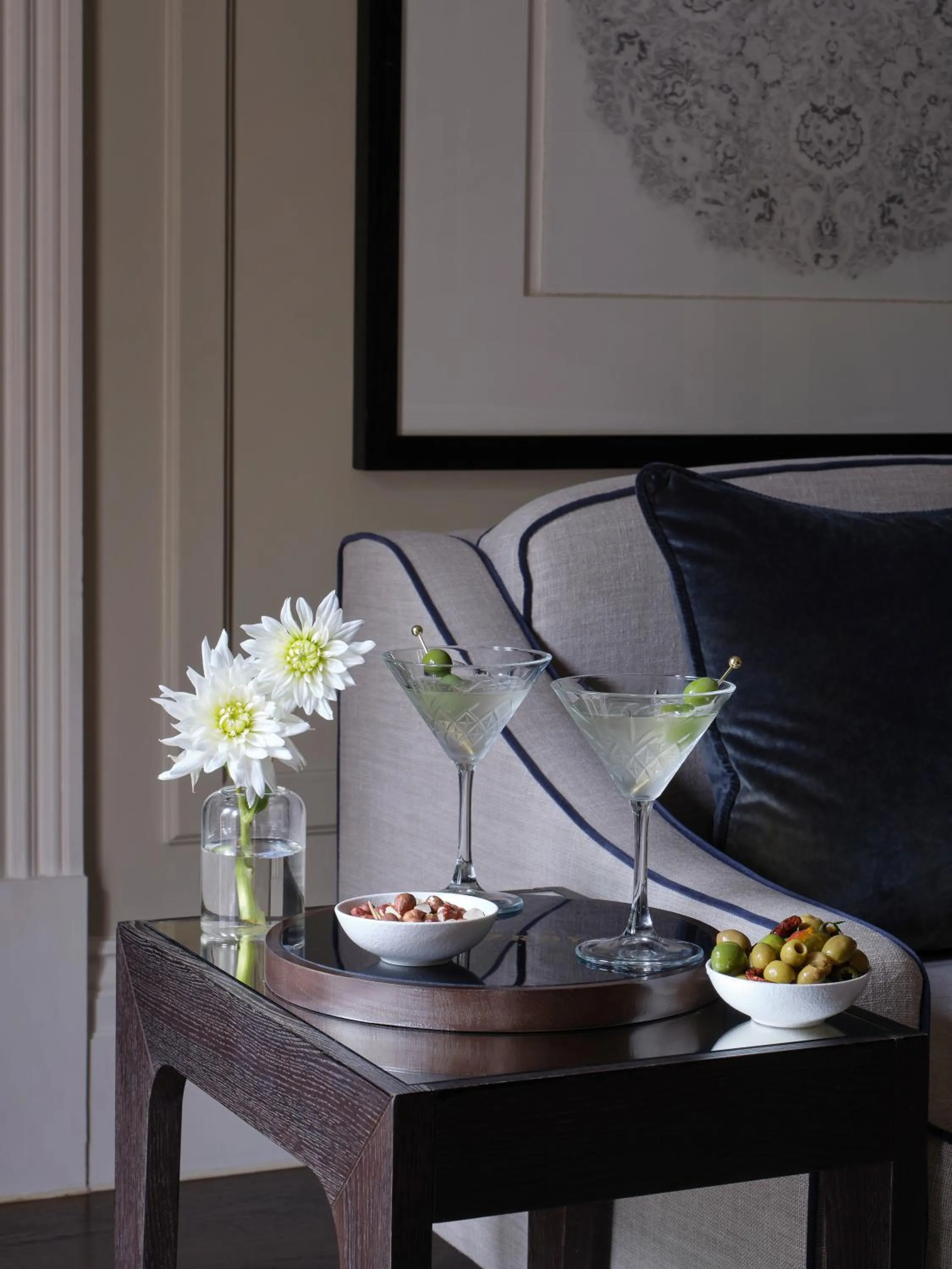 Living room in Kimpton Fitzroy London by IHG