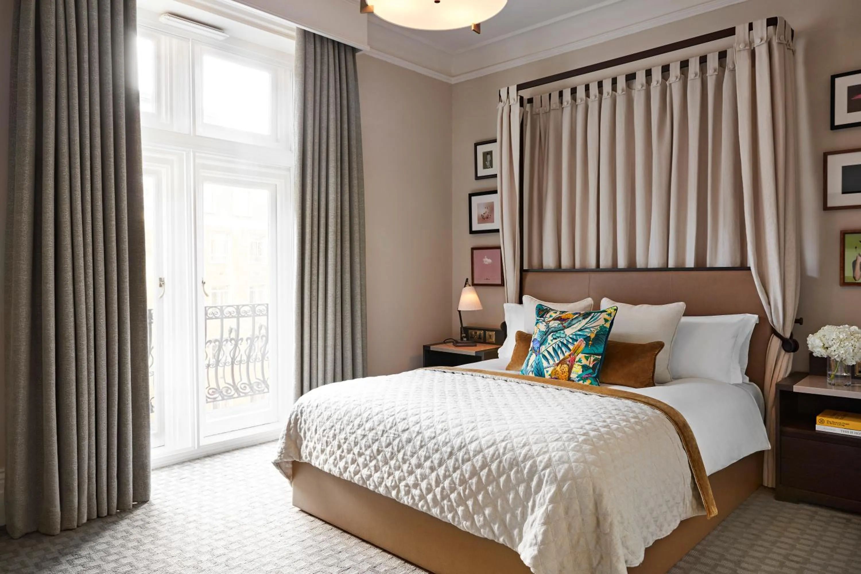 Photo of the whole room, Bed in Kimpton Fitzroy London by IHG