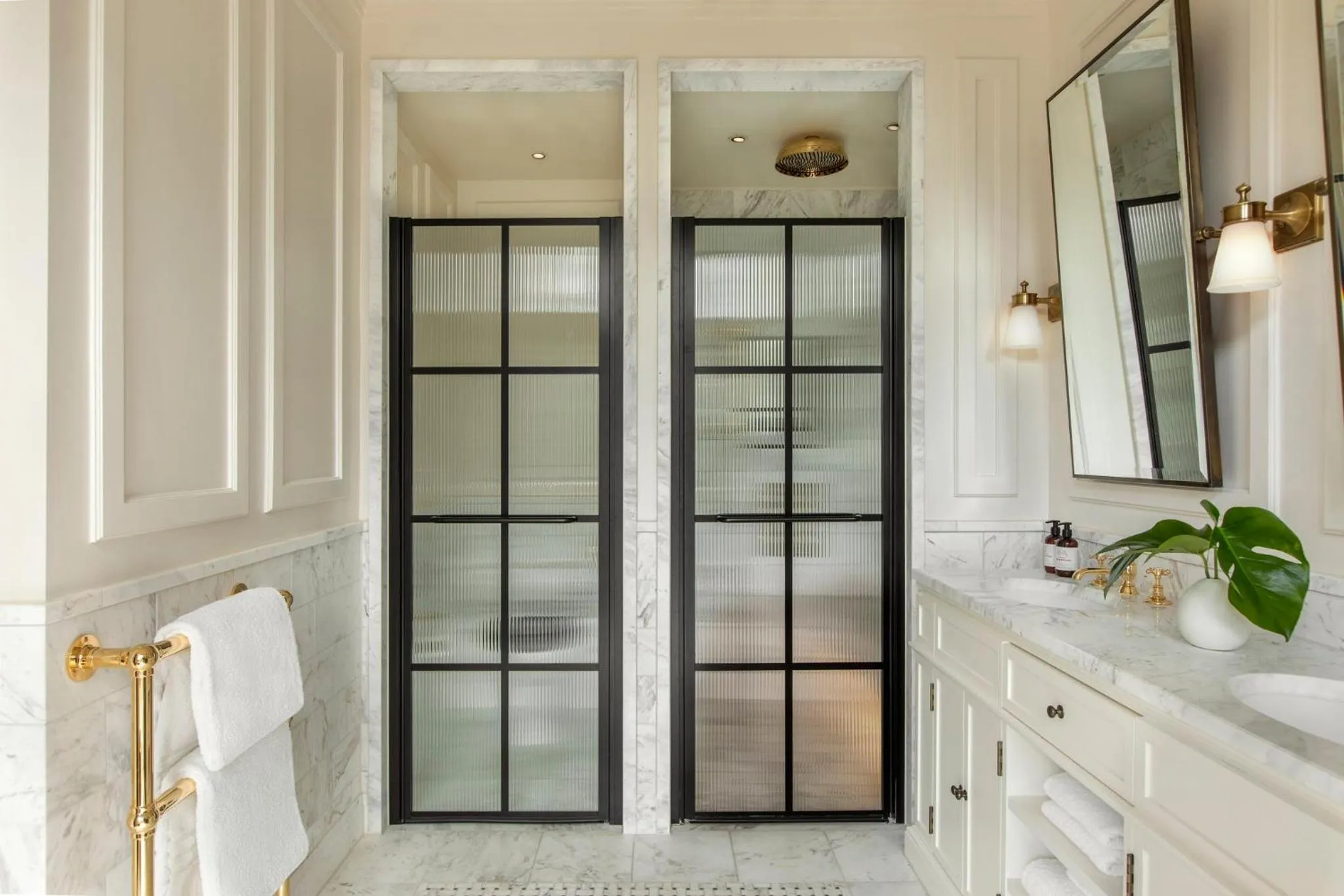 Photo of the whole room in Kimpton Fitzroy London by IHG