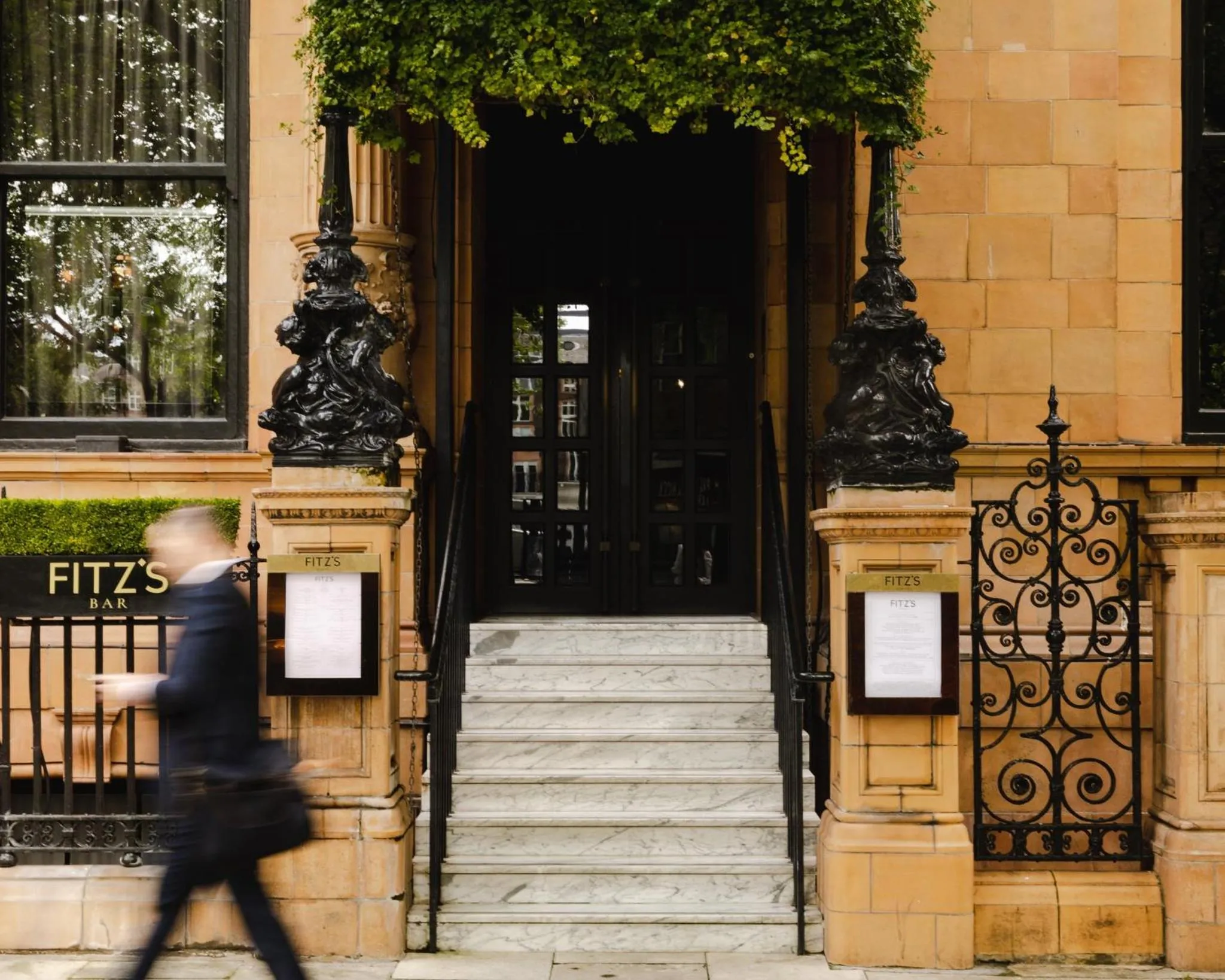 Restaurant/places to eat in Kimpton Fitzroy London by IHG