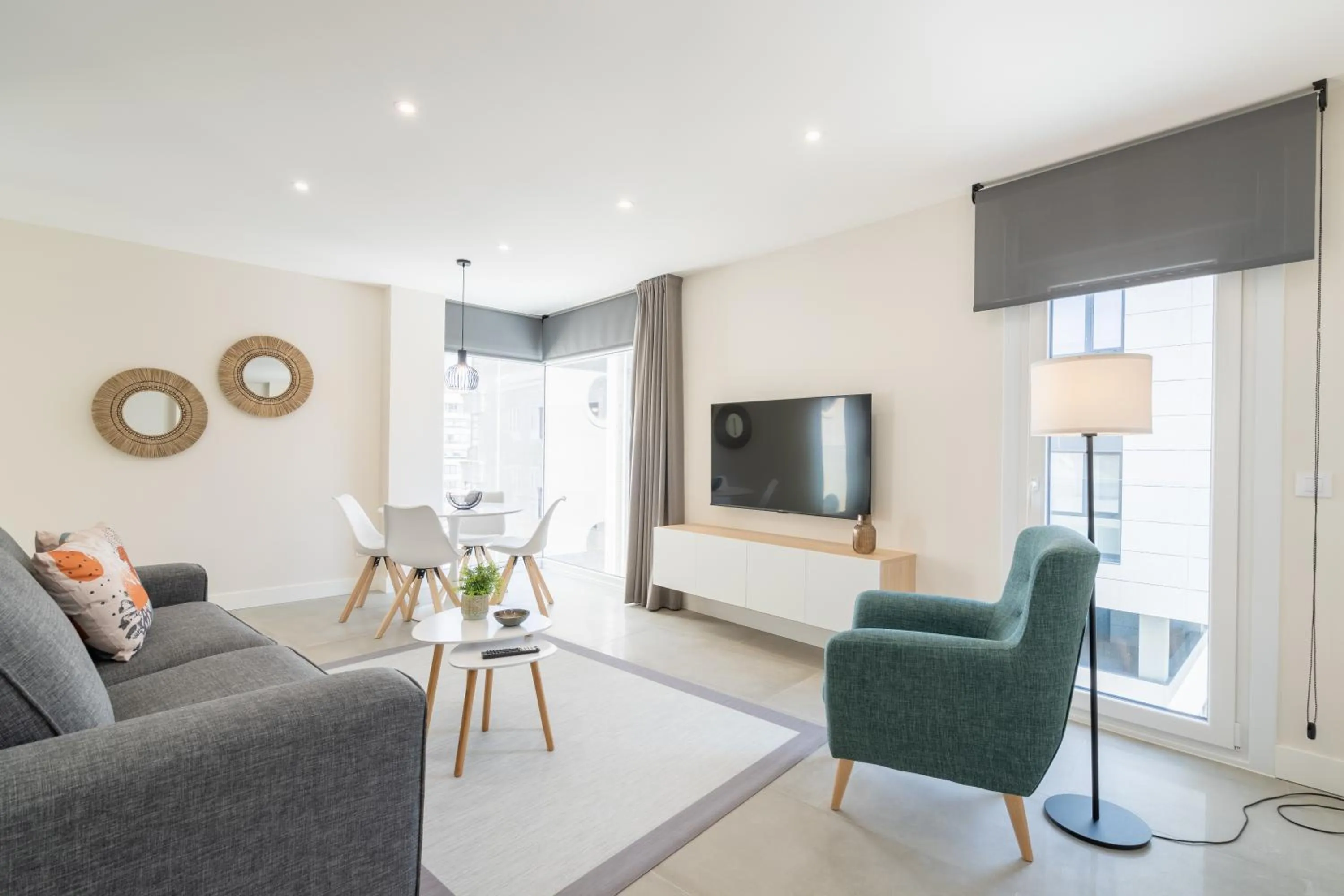 Dining area in Cíes Luxury Suitel Areosa 22