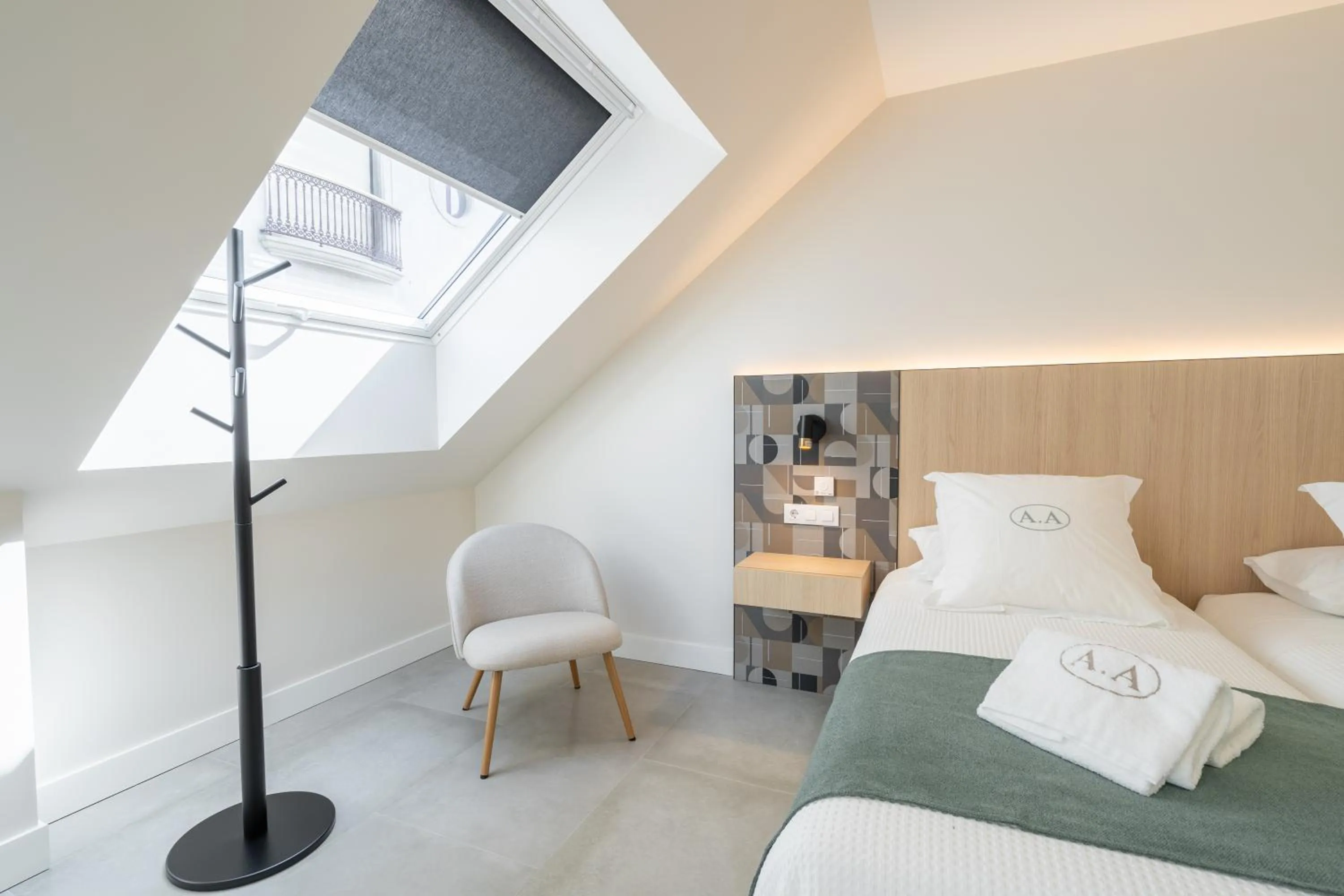 Bedroom, Bed in Cíes Luxury Suitel Areosa 22