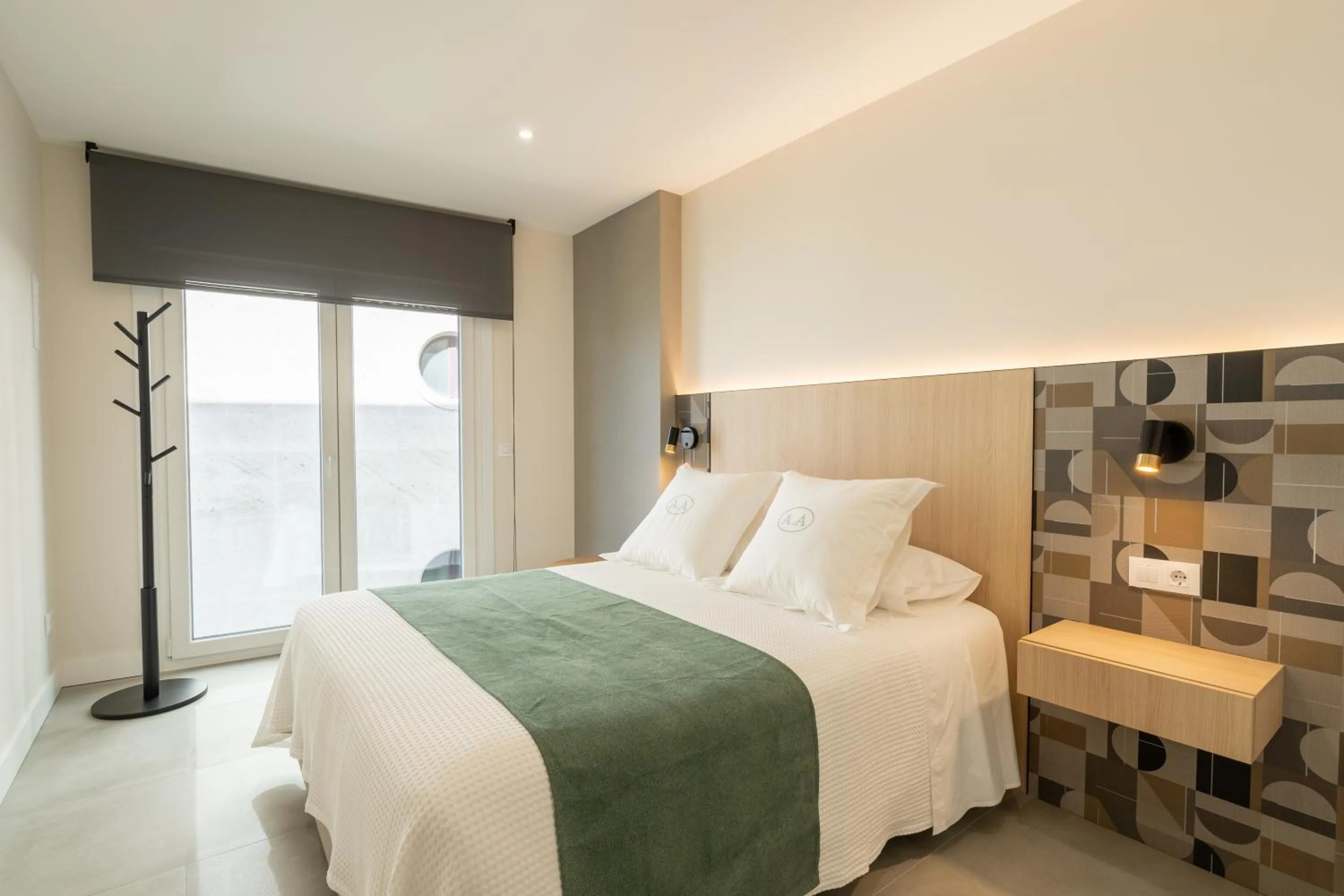 Bedroom, Bed in Cíes Luxury Suitel Areosa 22