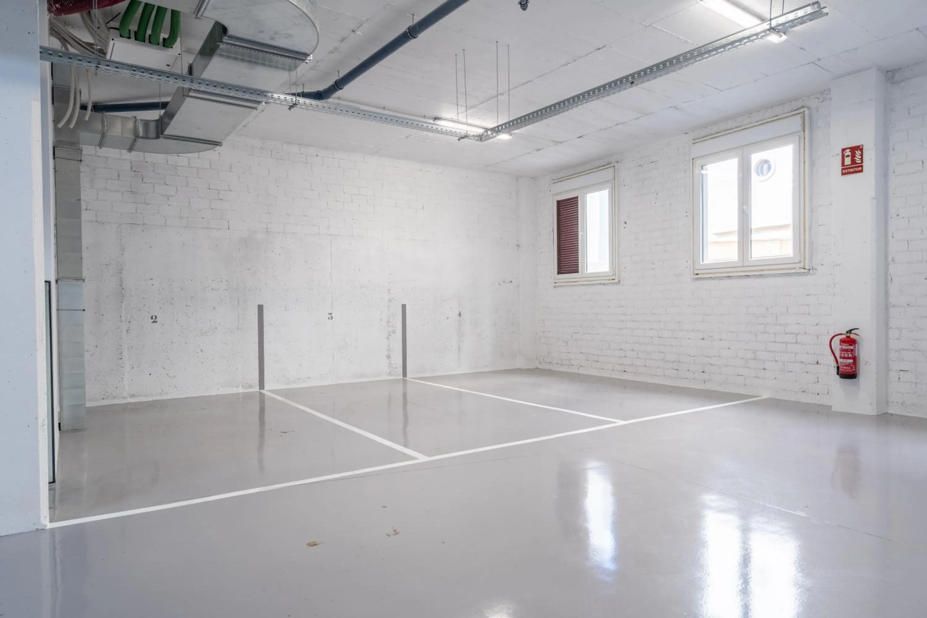 Parking in Cíes Luxury Suitel Areosa 22