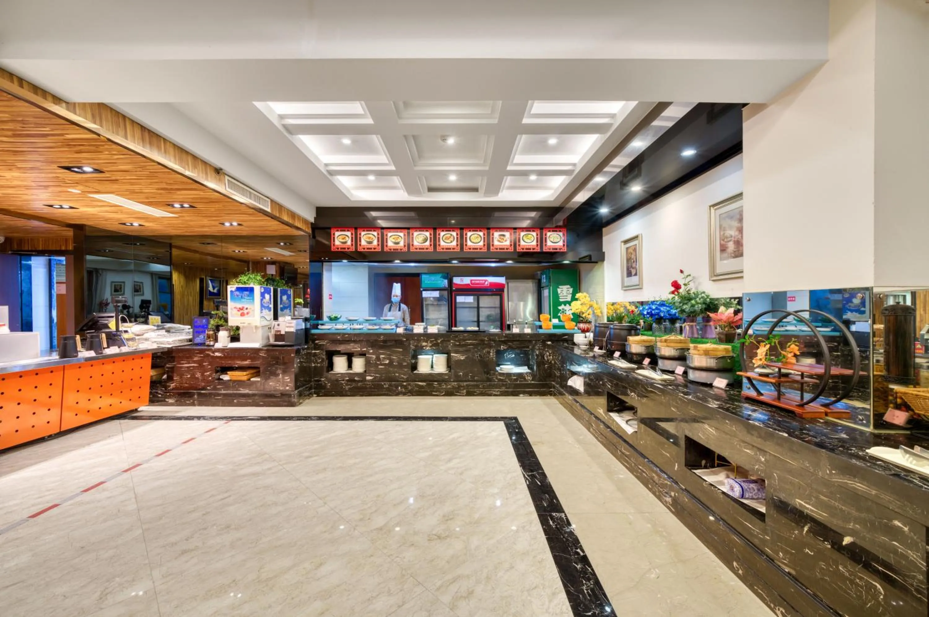 Restaurant/places to eat in Hangzhou Haiwaihai Communication Hotel