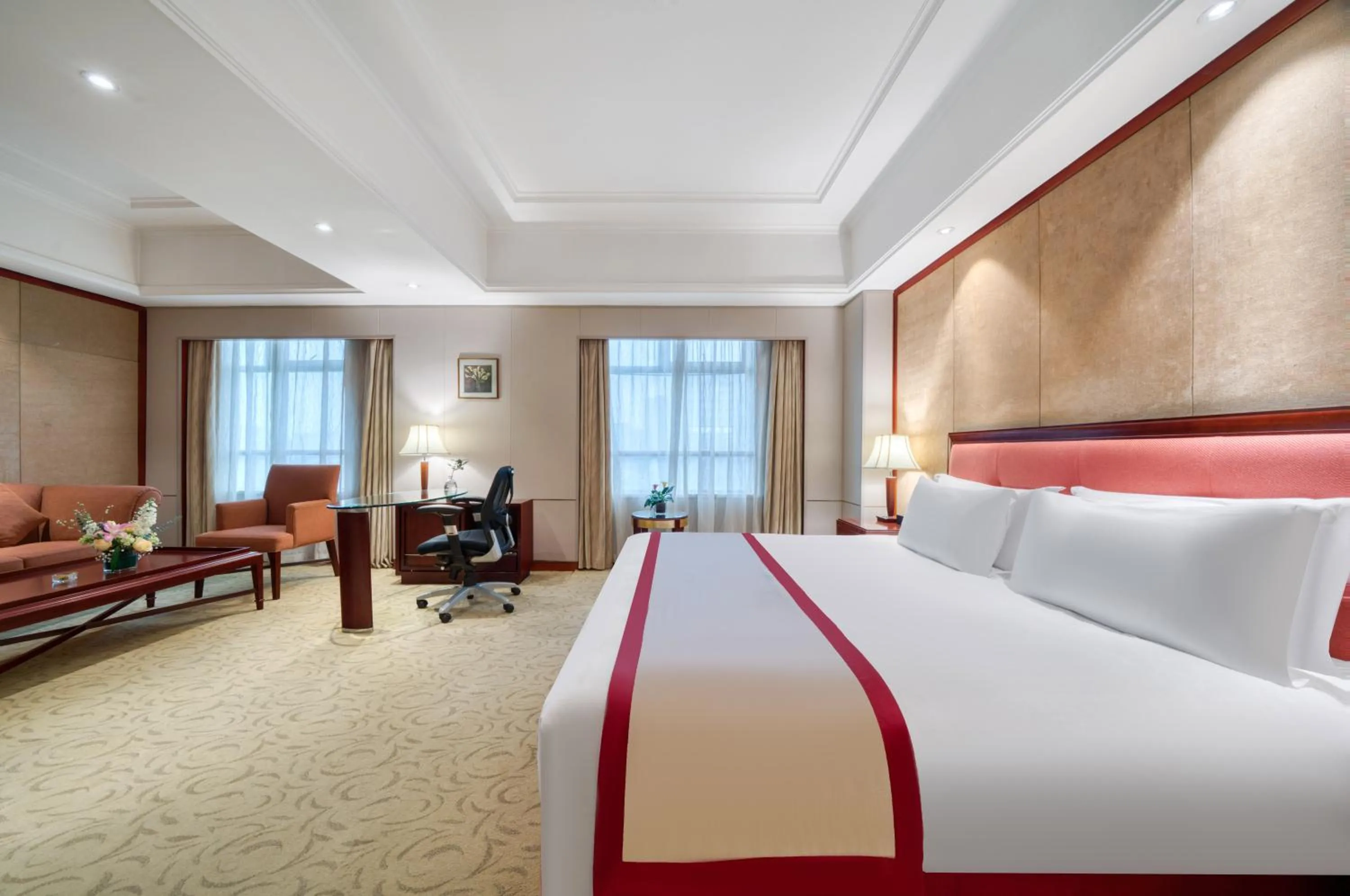 Bed in Hangzhou Haiwaihai Communication Hotel