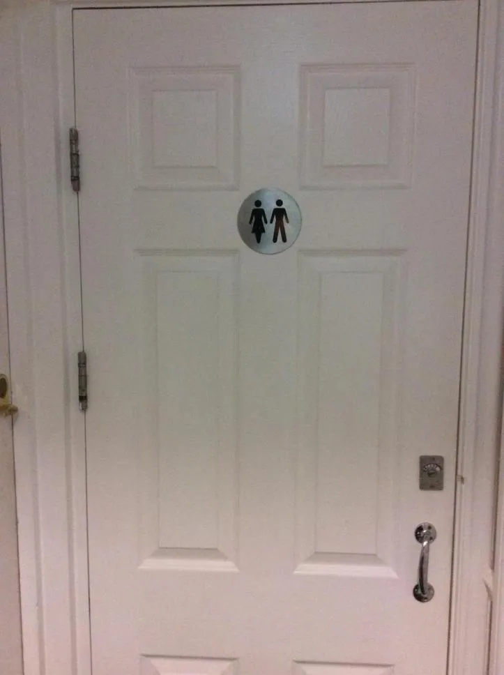 Toilet in Central Hotel