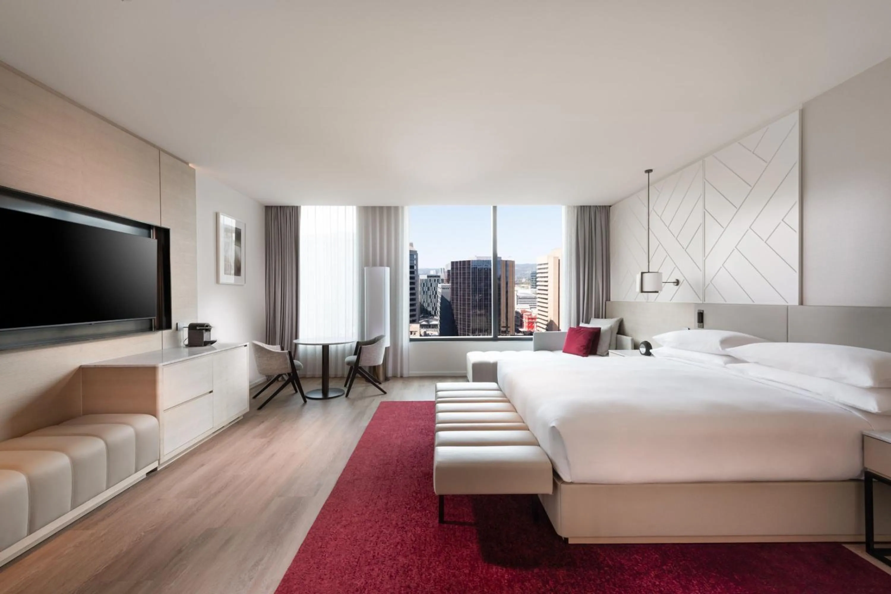 Lounge or bar, Bed in Adelaide Marriott Hotel