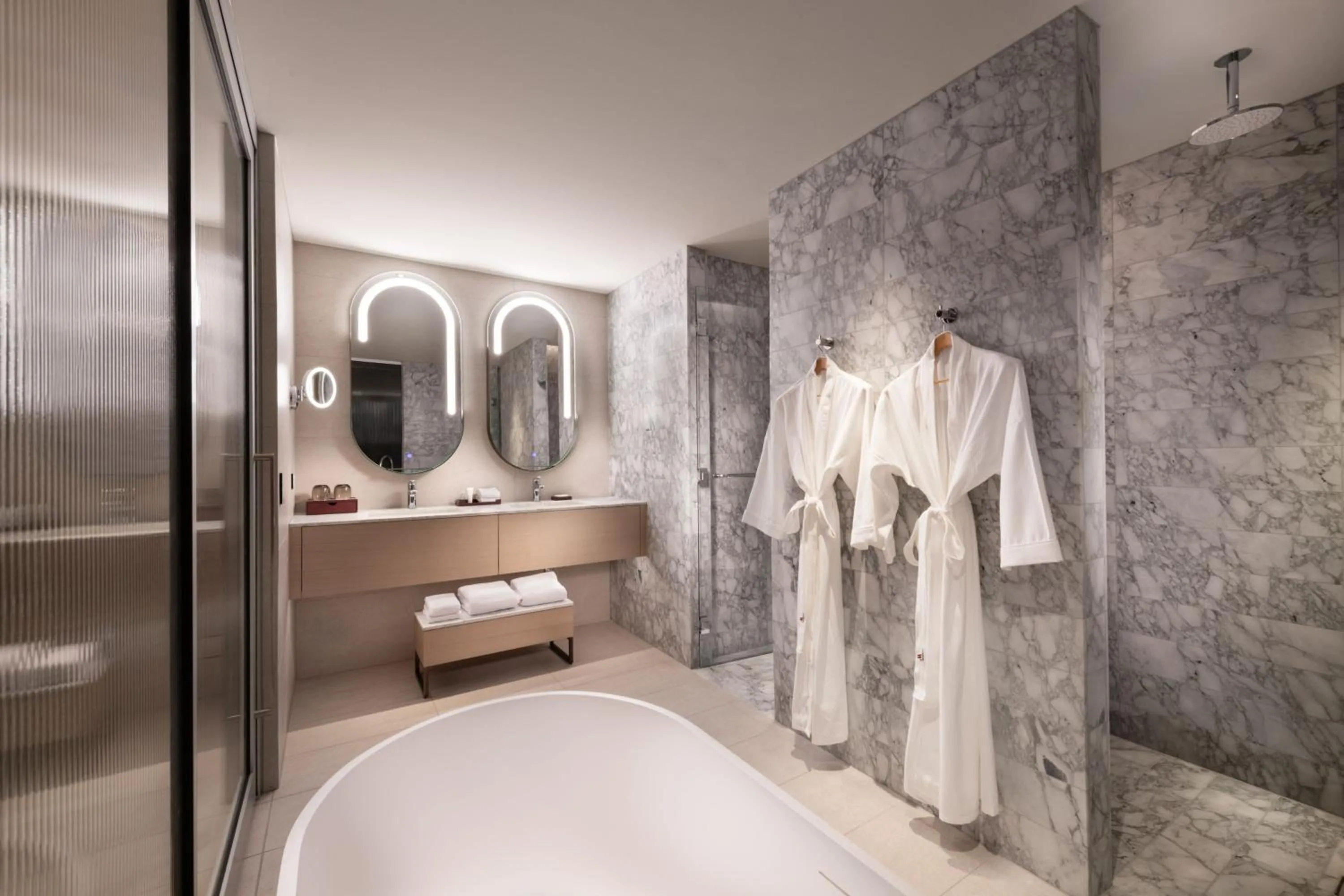 Bathroom in Adelaide Marriott Hotel