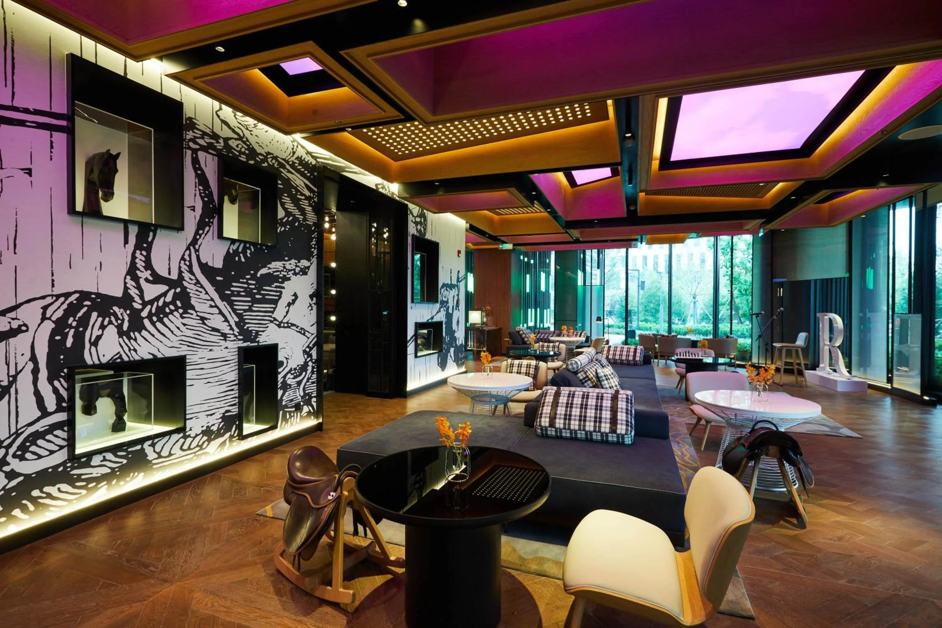 Restaurant/places to eat in Renaissance Beijing Haidian Hotel