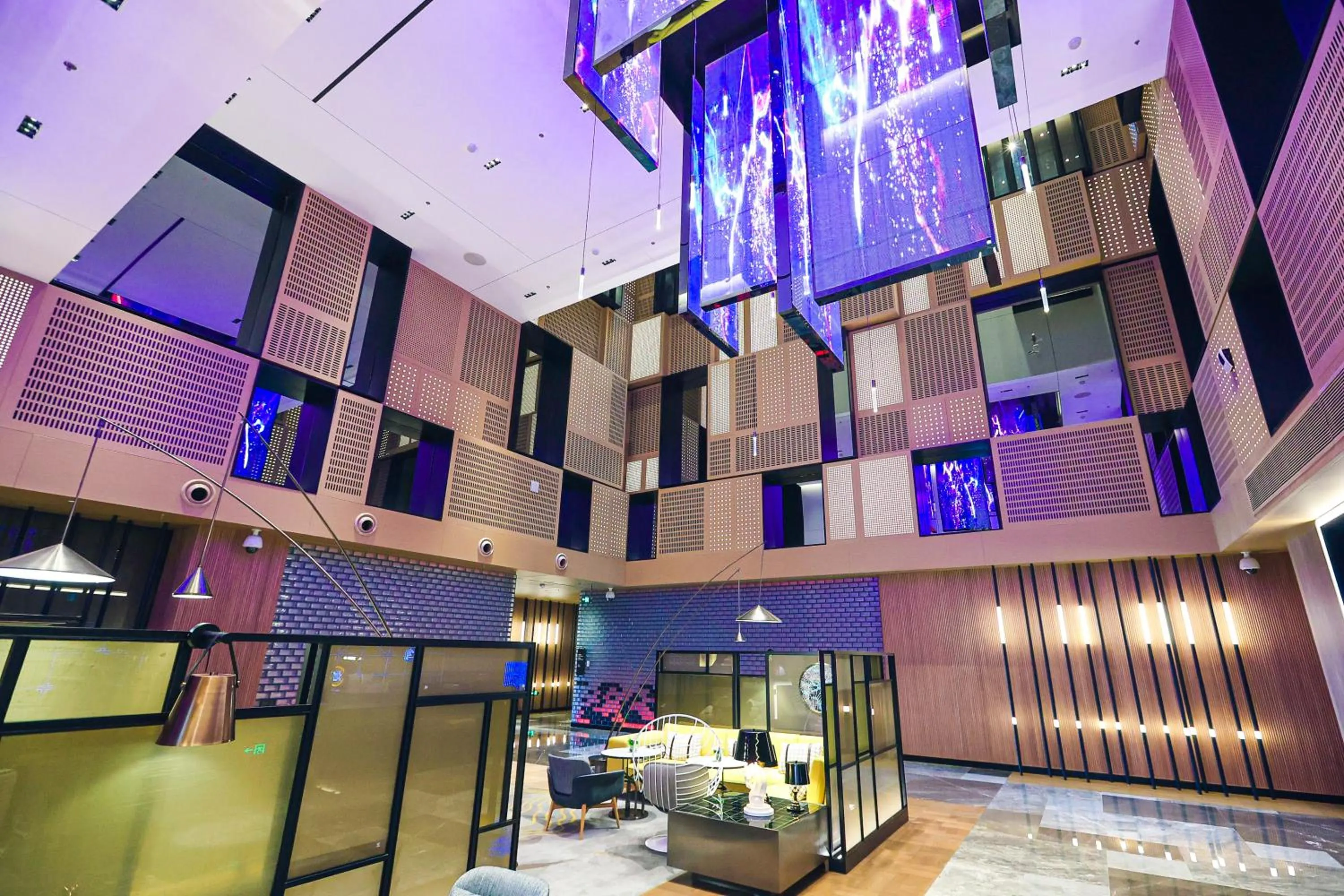 Seating area in Renaissance Beijing Haidian Hotel