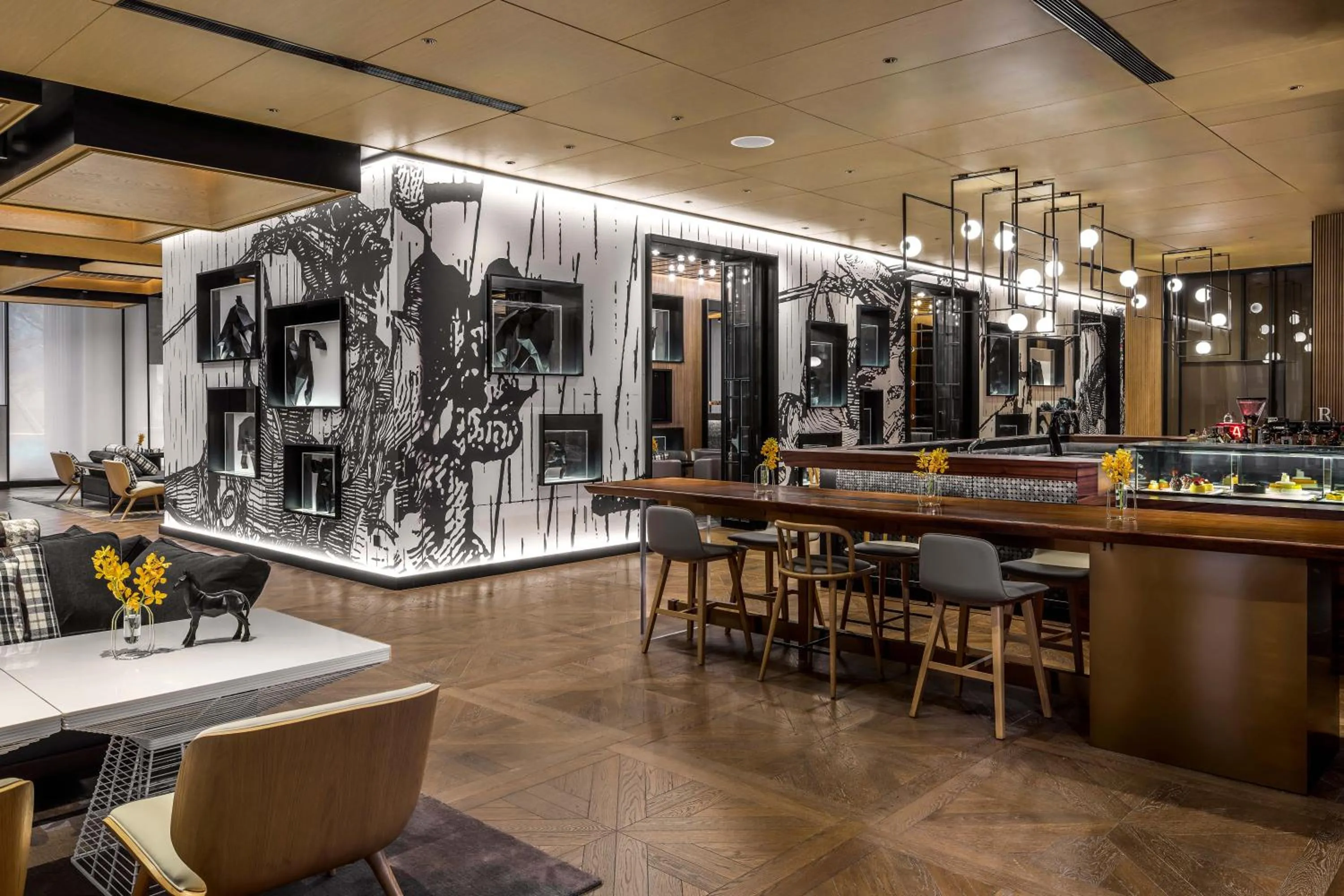 Restaurant/places to eat in Renaissance Beijing Haidian Hotel