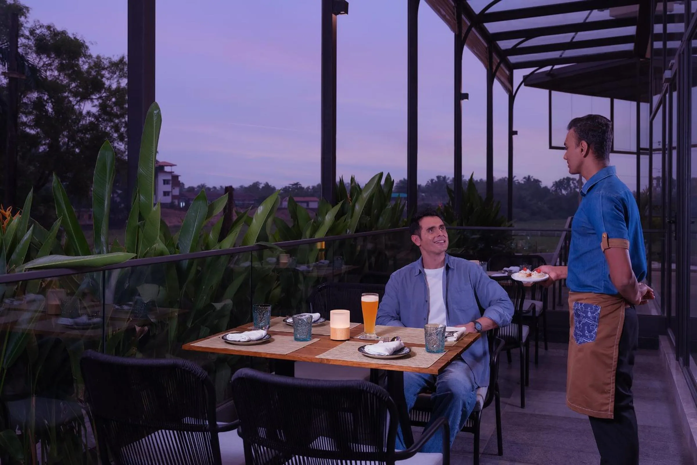 Restaurant/places to eat in Courtyard by Marriott Goa Colva