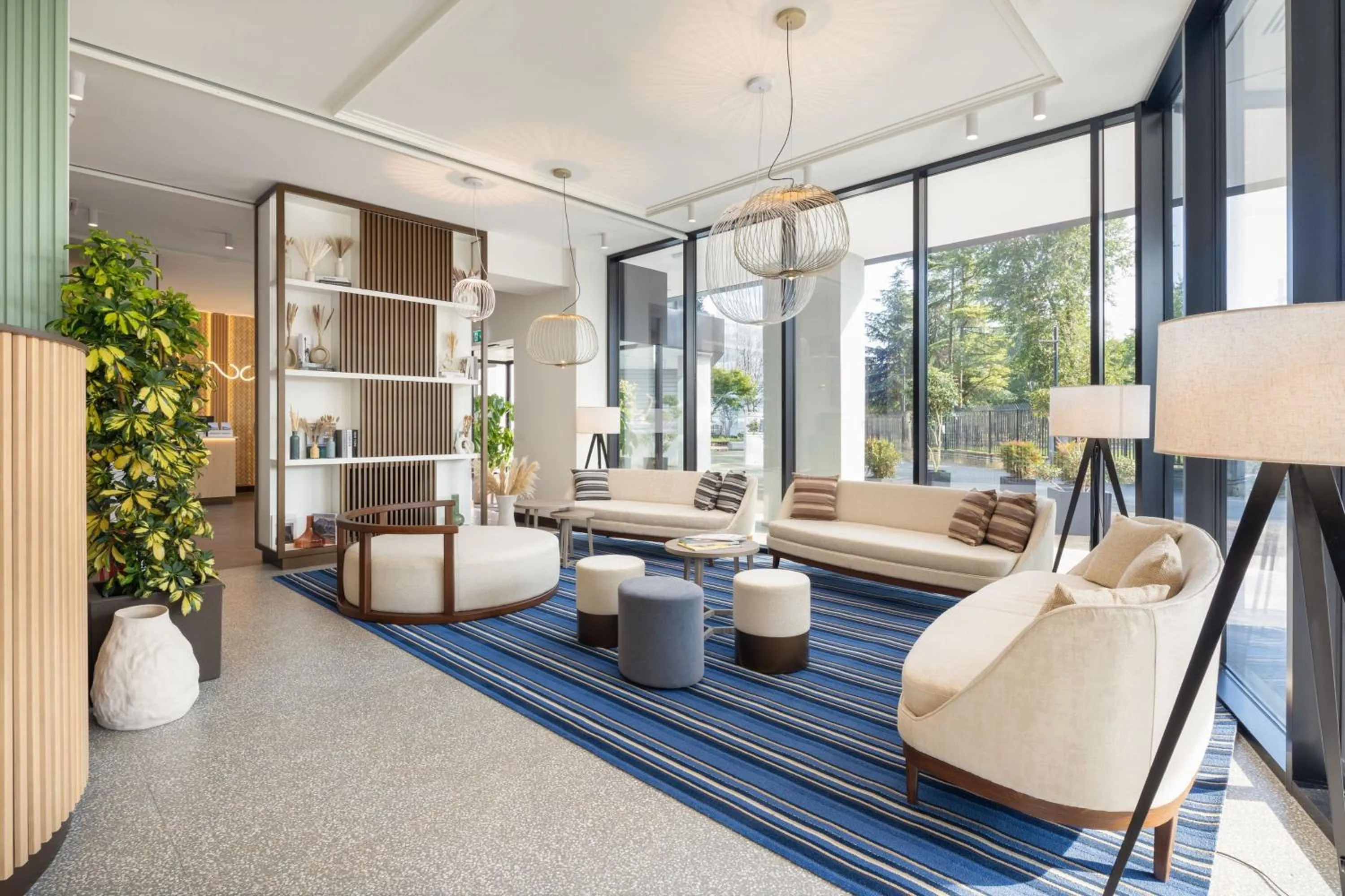 Lobby or reception in Courtyard by Marriott Milano Linate