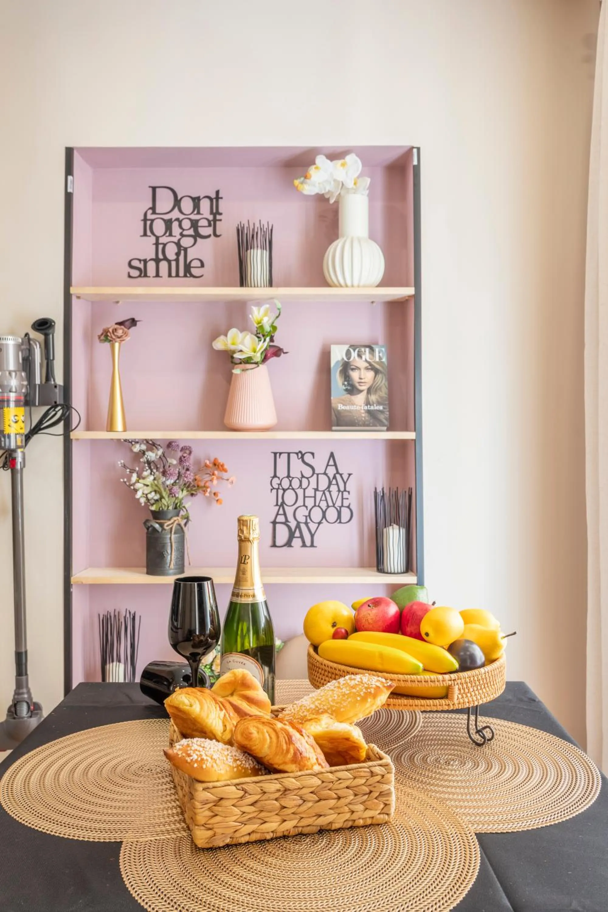 Coffee/tea facilities in ADIRA Marseille Montgrand 2 étoiles