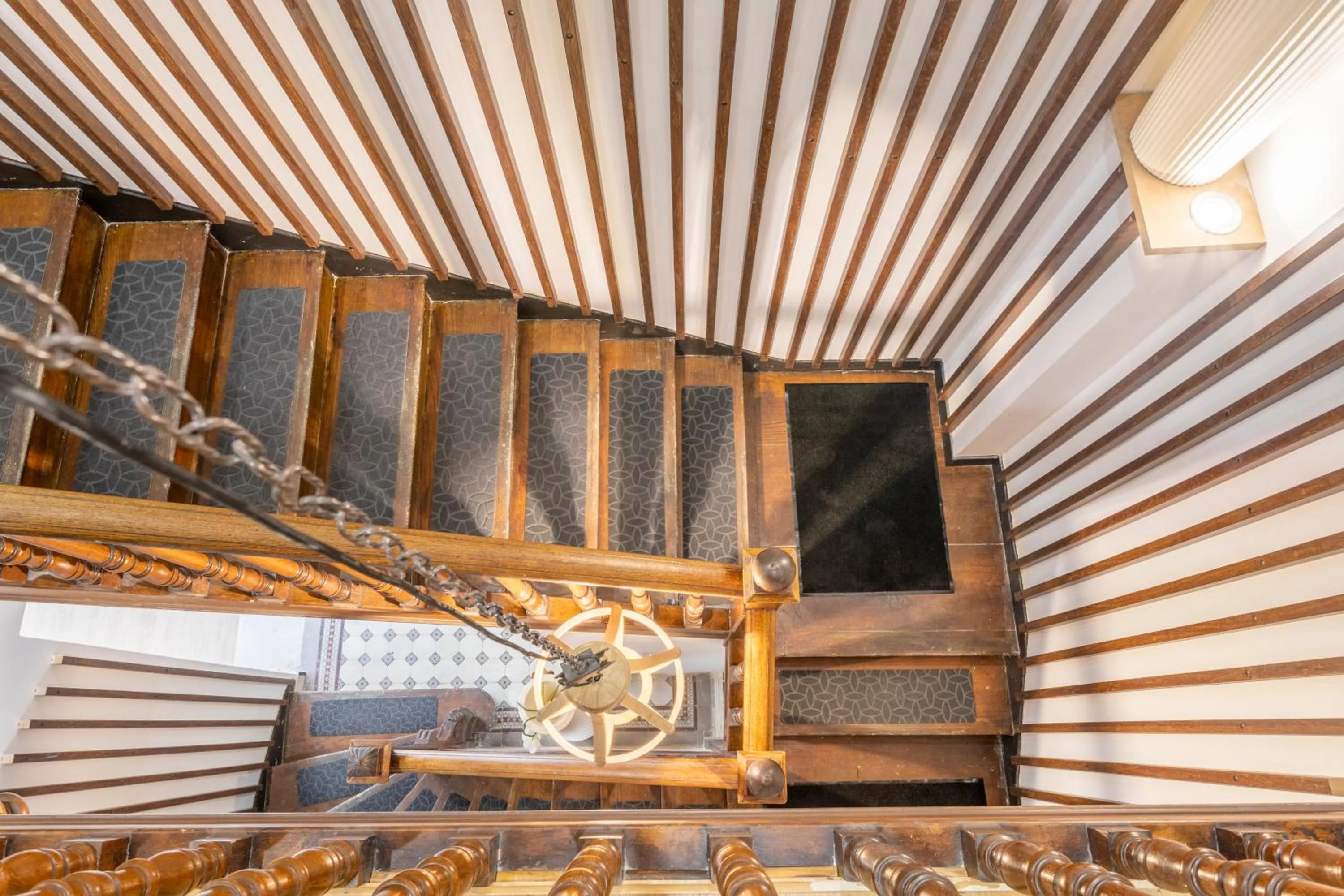 Property building in ADIRA Marseille Montgrand 2 étoiles