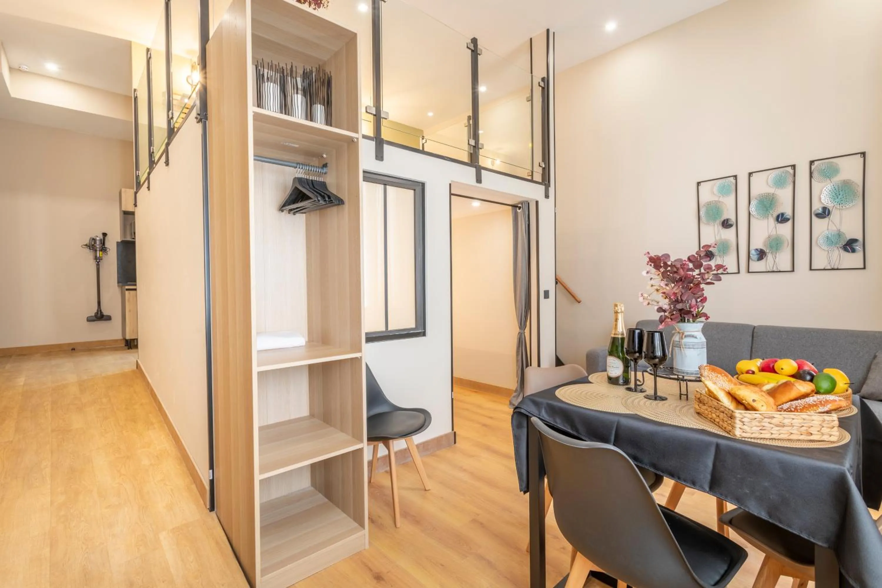 Kitchen or kitchenette in ADIRA Marseille Montgrand 2 étoiles